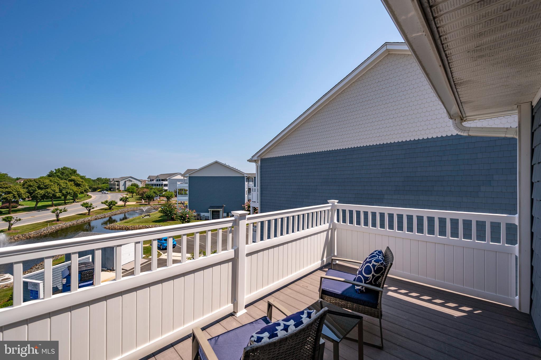 HARBOUR CLUB - Residential