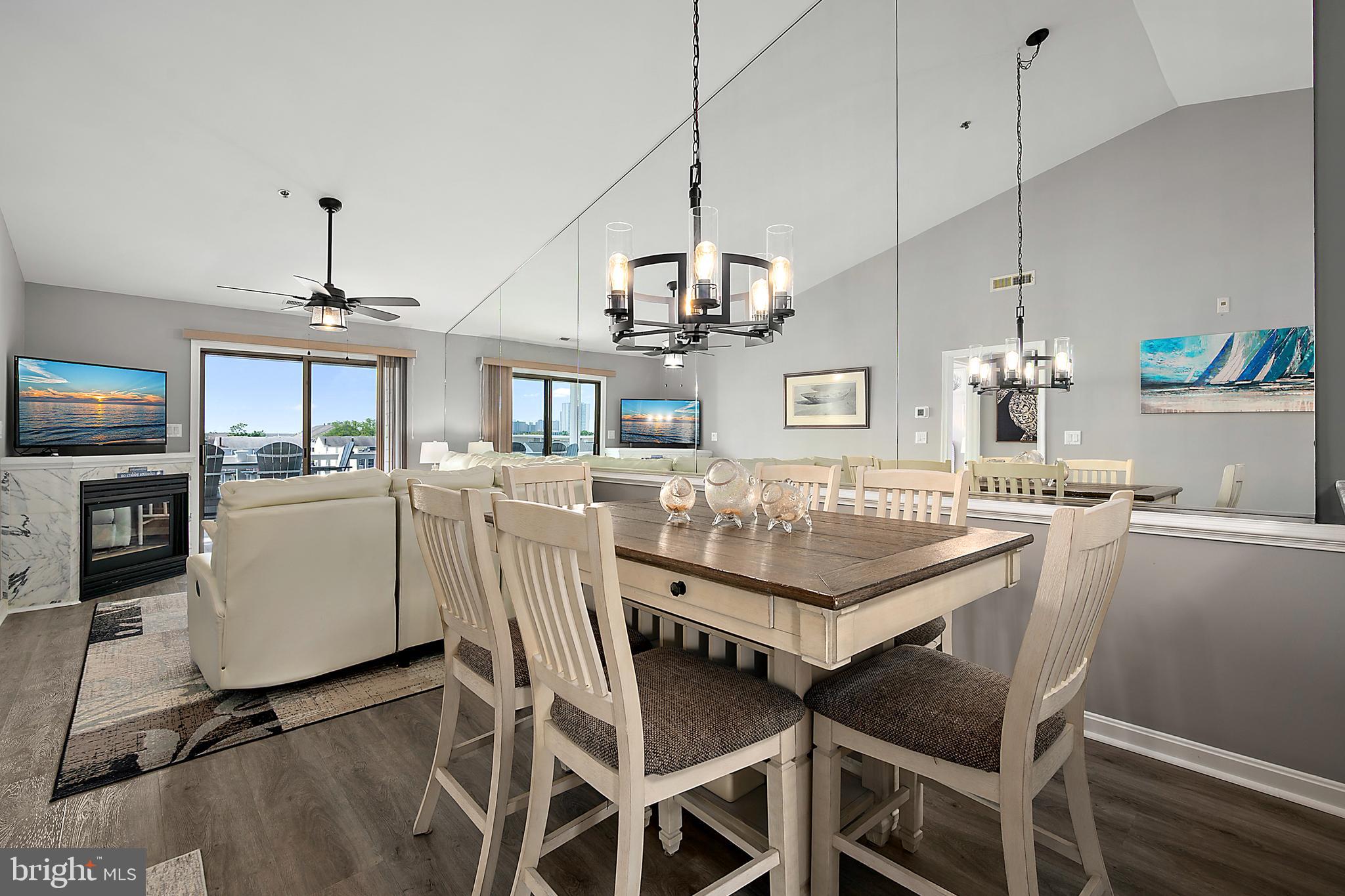 HARBOUR CLUB - Residential