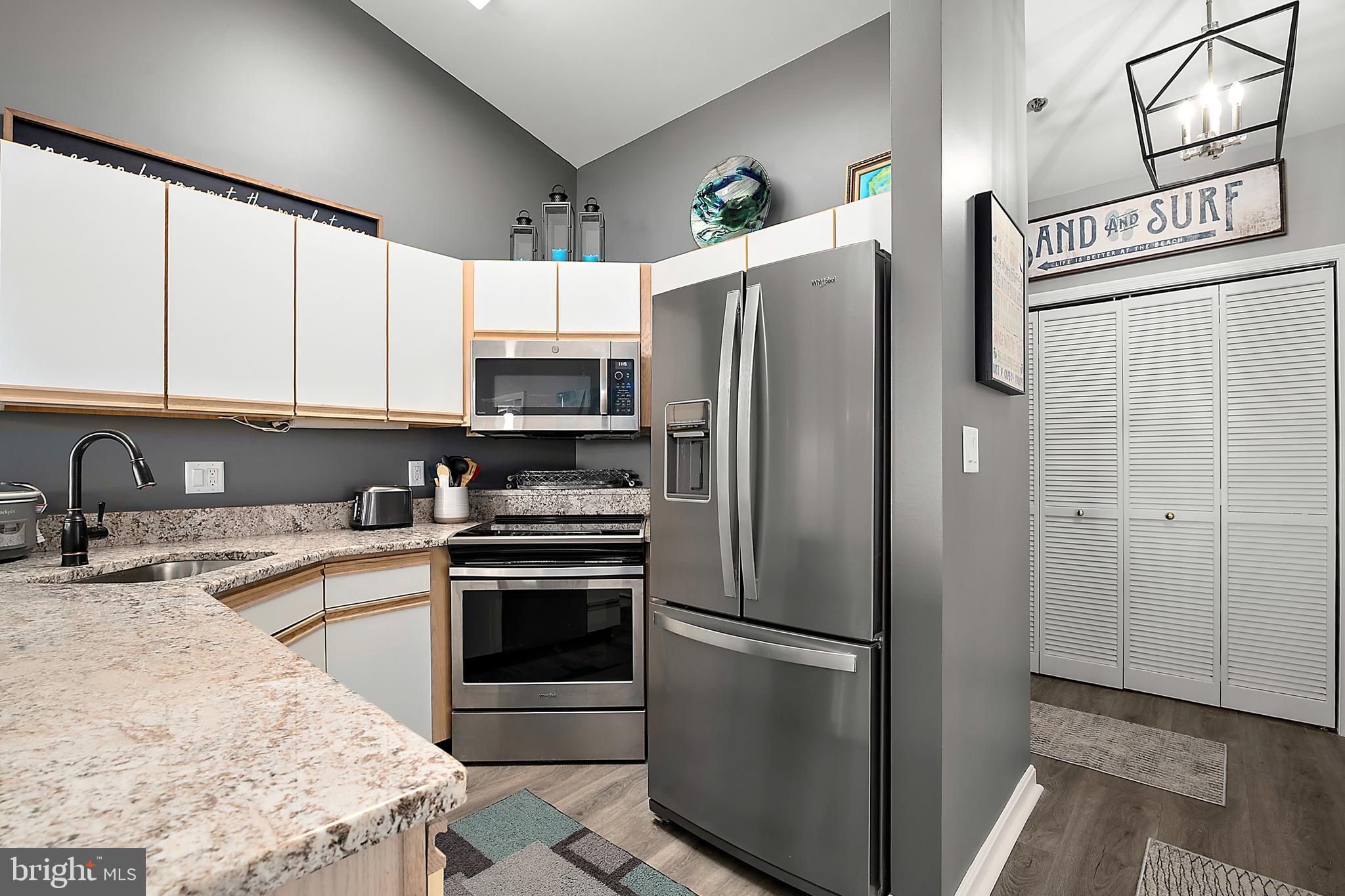 201 S HERON DRIVE 3C