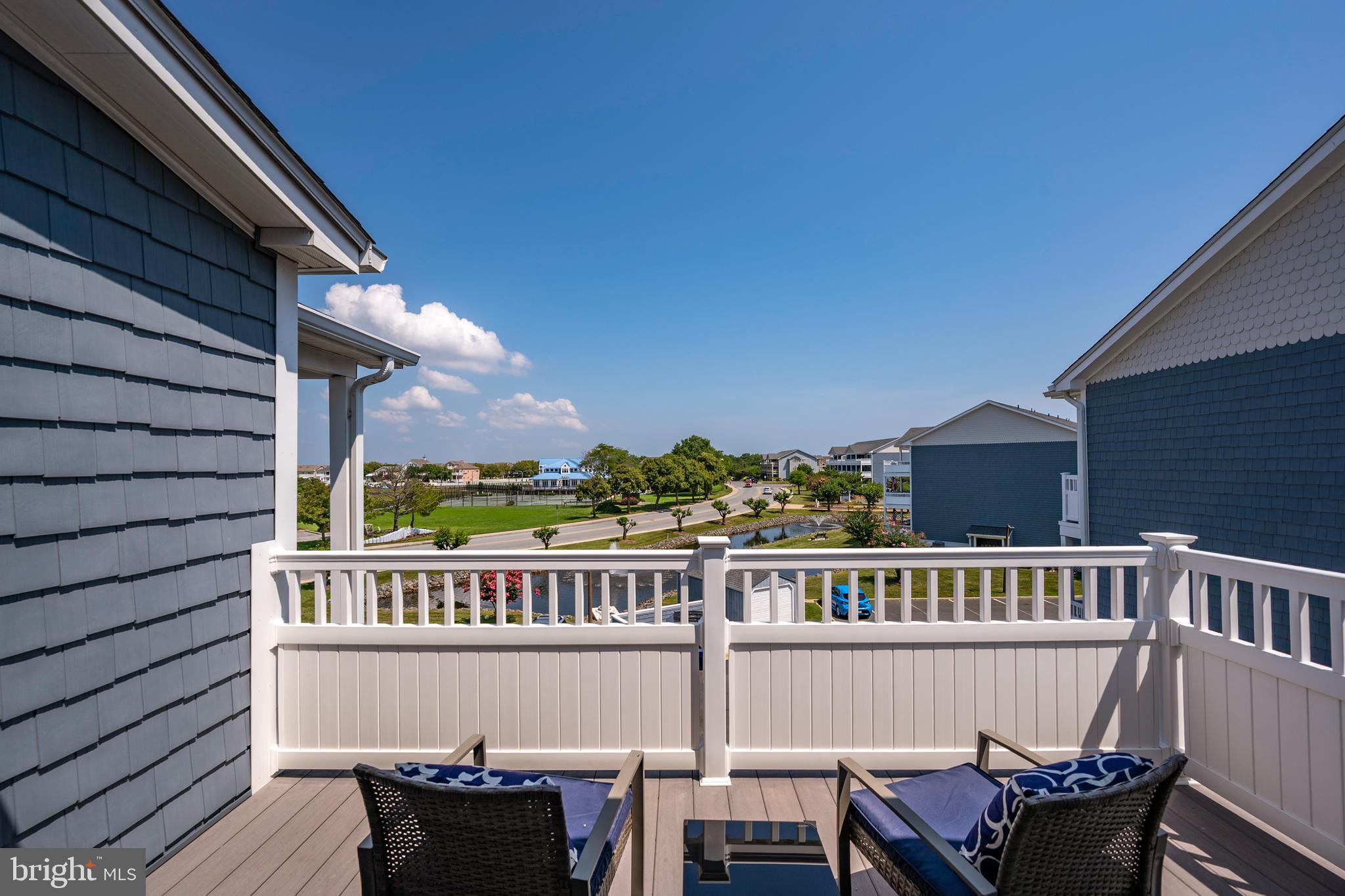 HARBOUR CLUB - Residential