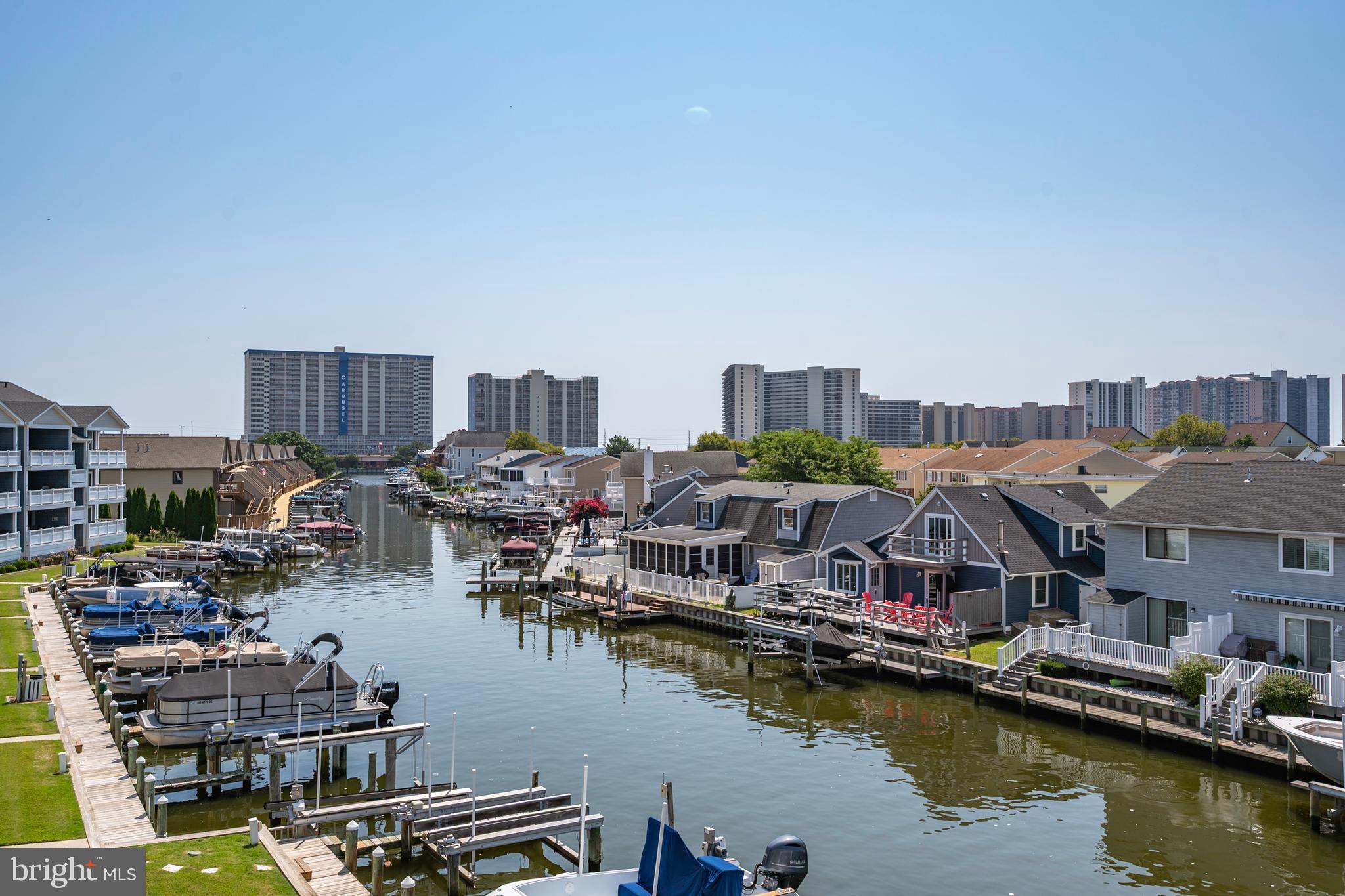 HARBOUR CLUB - Residential