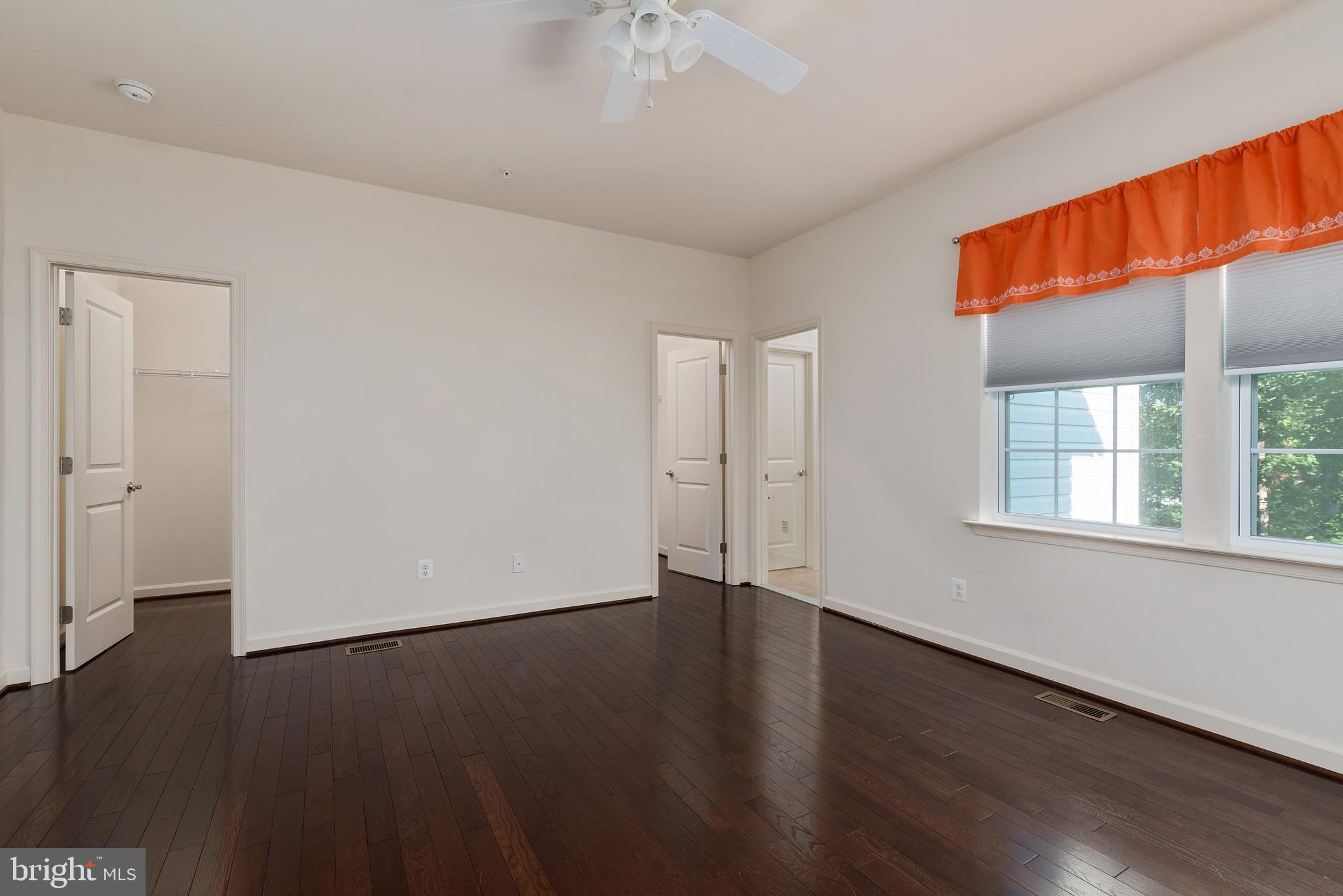 CREEKSTONE VILLAGE - Residential