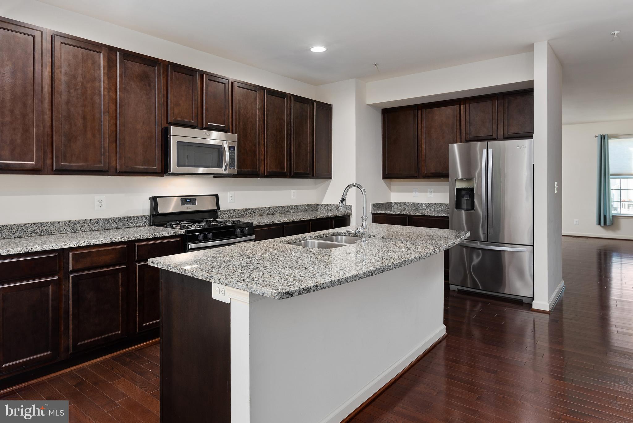 CREEKSTONE VILLAGE - Residential