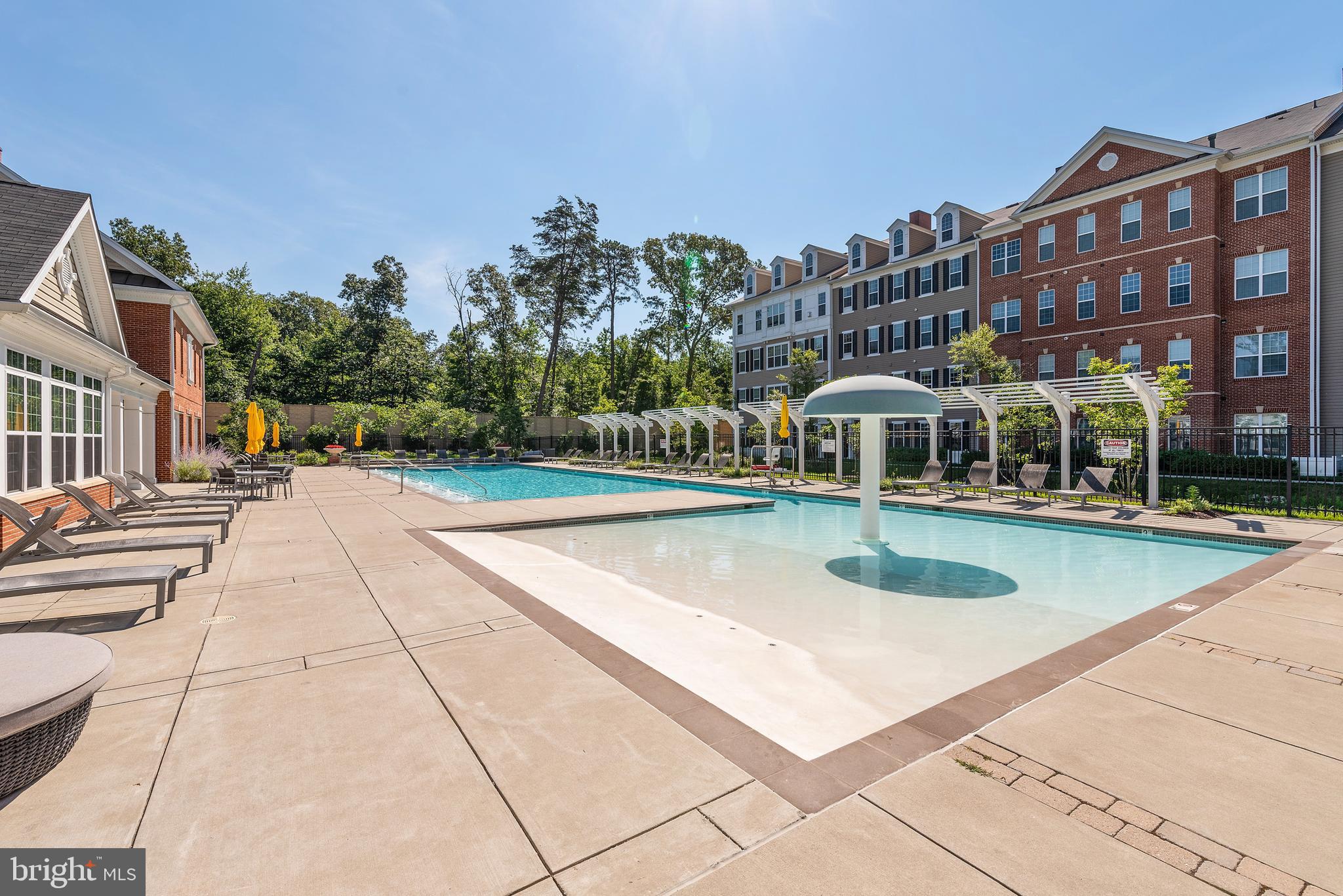 CREEKSTONE VILLAGE - Residential