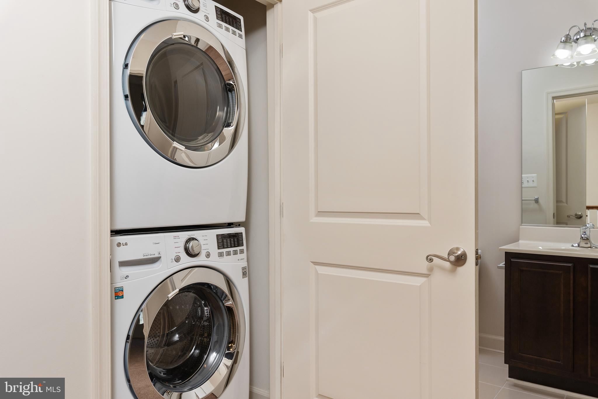 CREEKSTONE VILLAGE - Residential