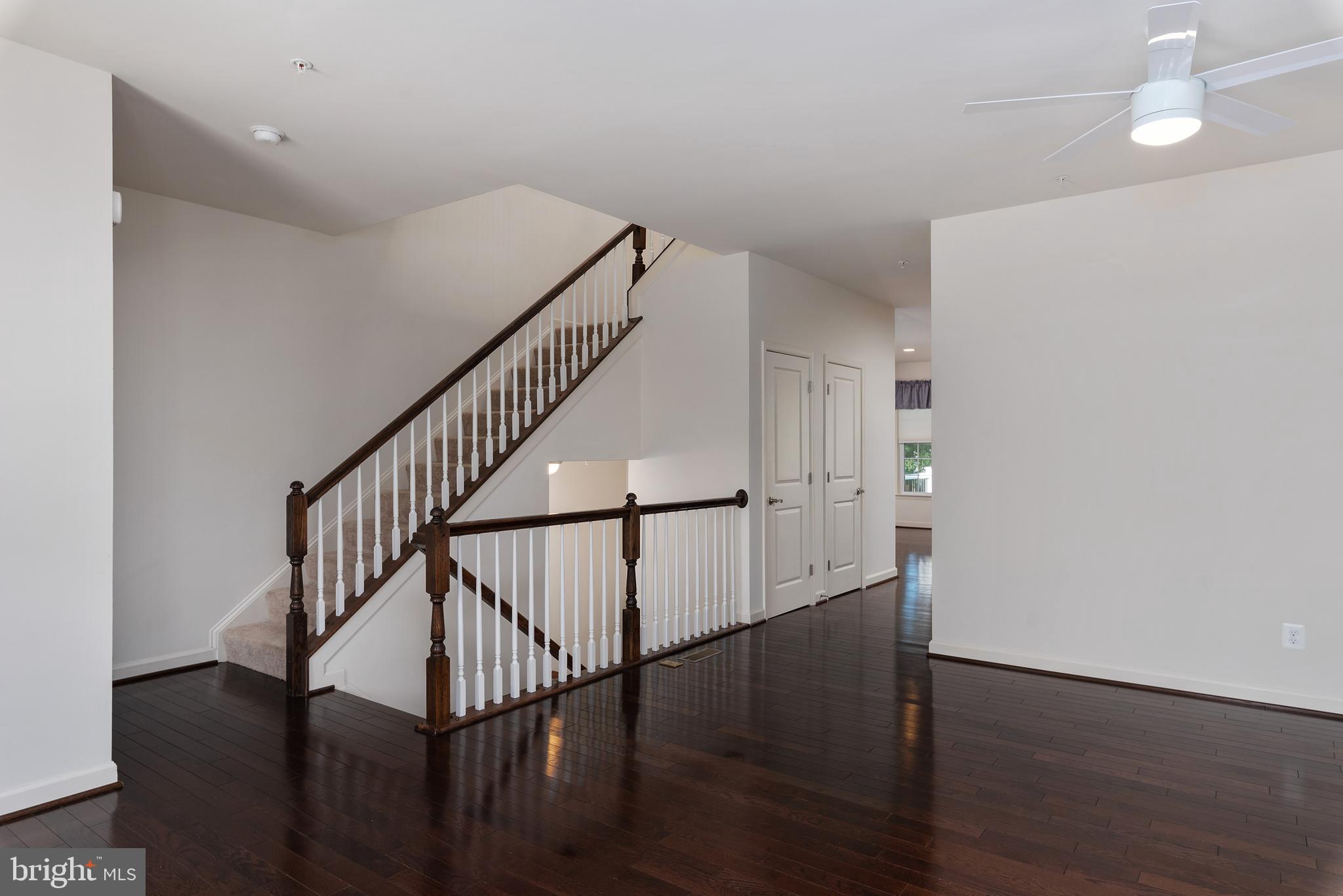 CREEKSTONE VILLAGE - Residential