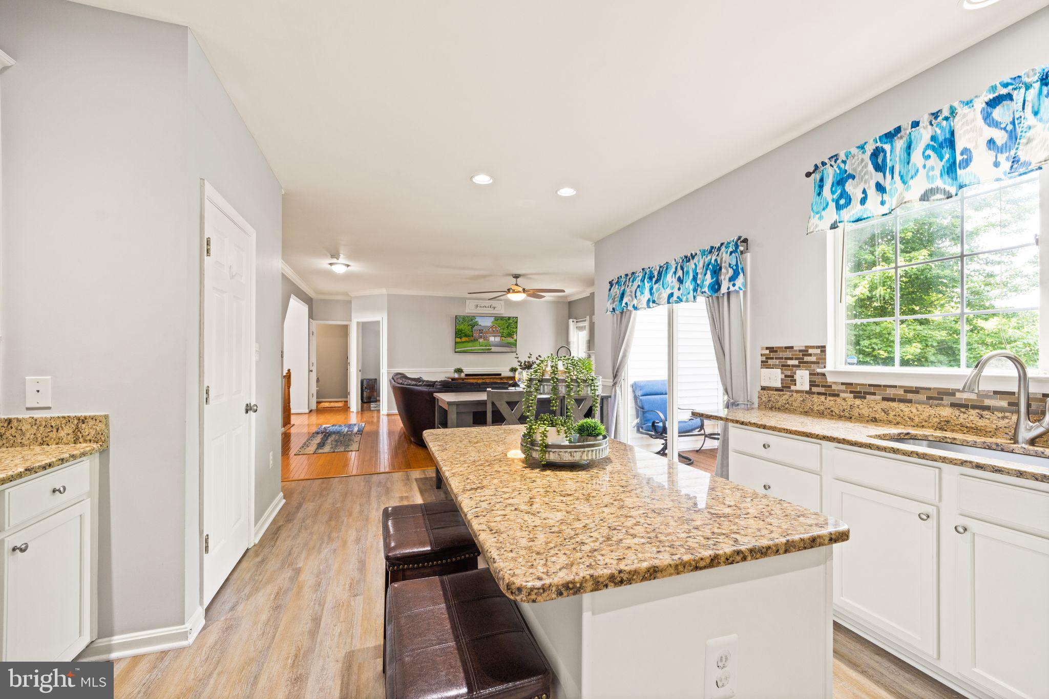 EDGEMONT - Residential