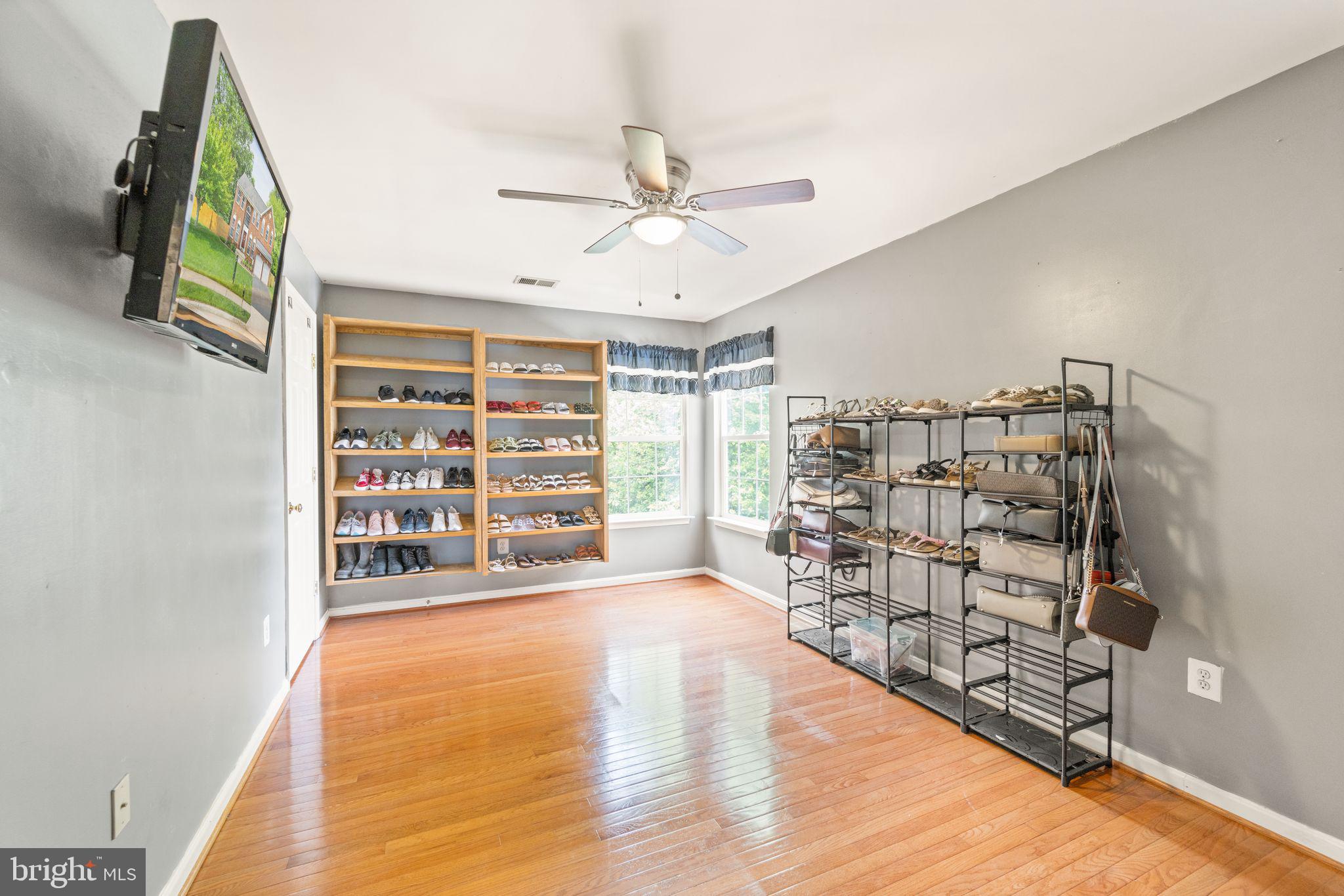 EDGEMONT - Residential