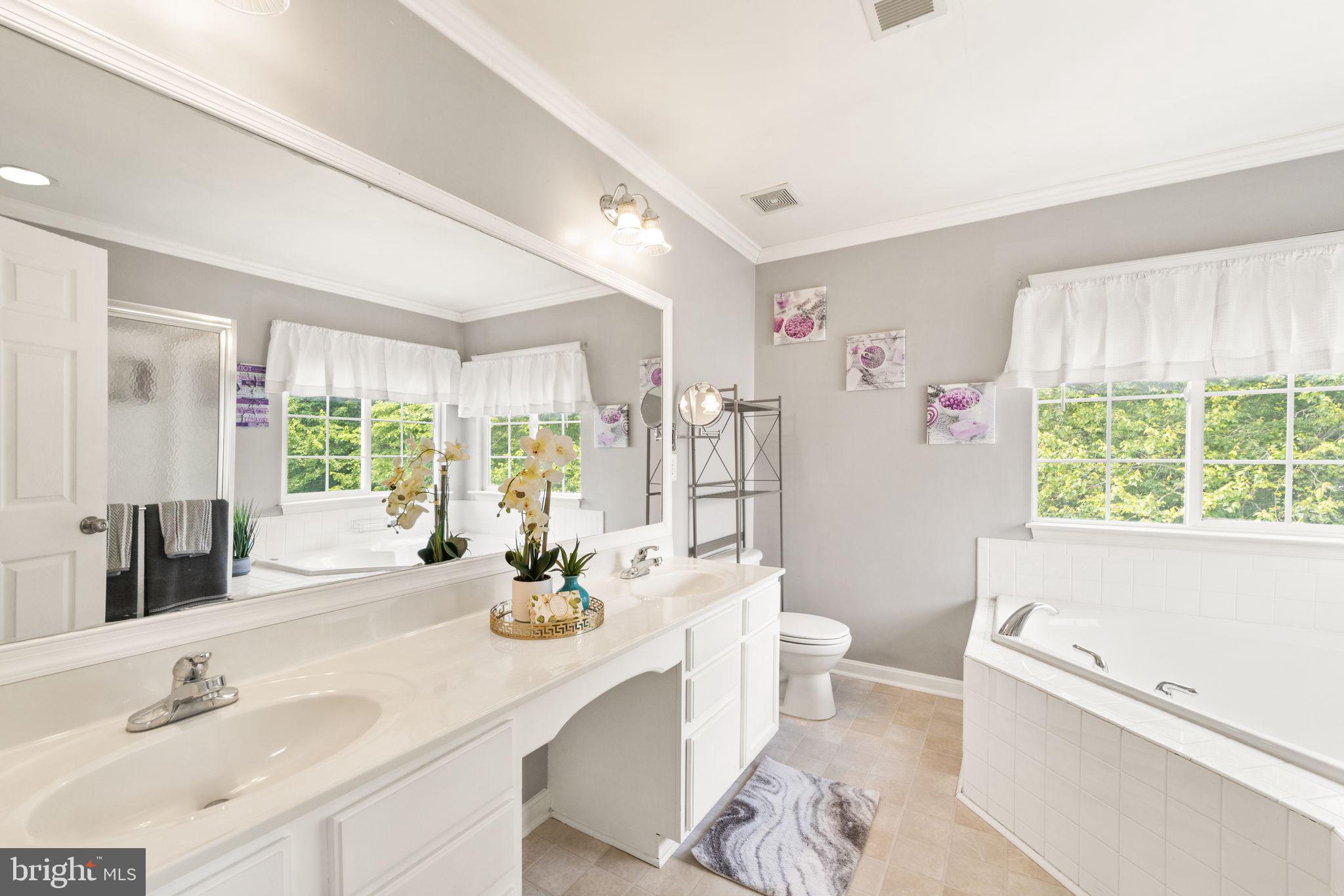 EDGEMONT - Residential