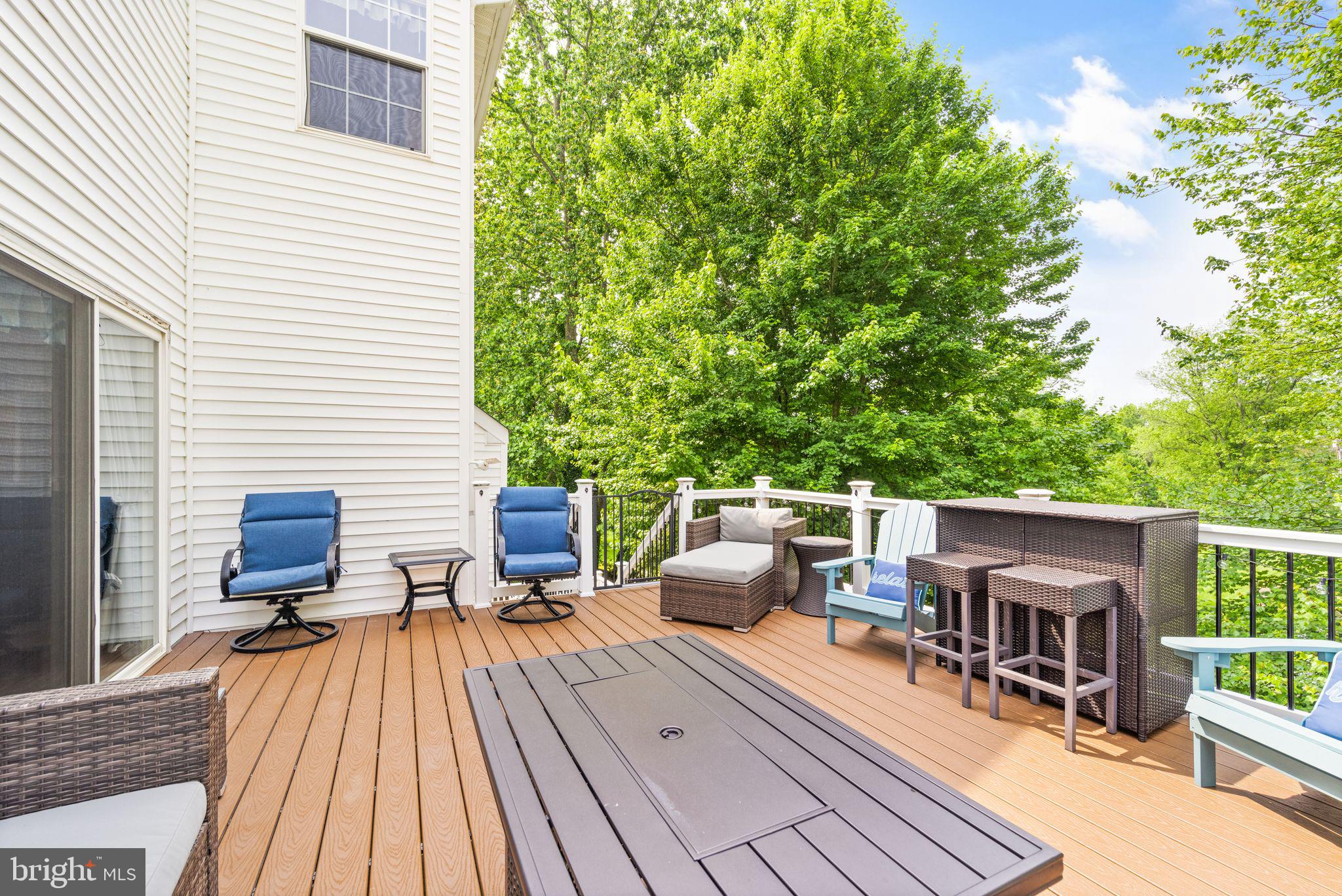 EDGEMONT - Residential