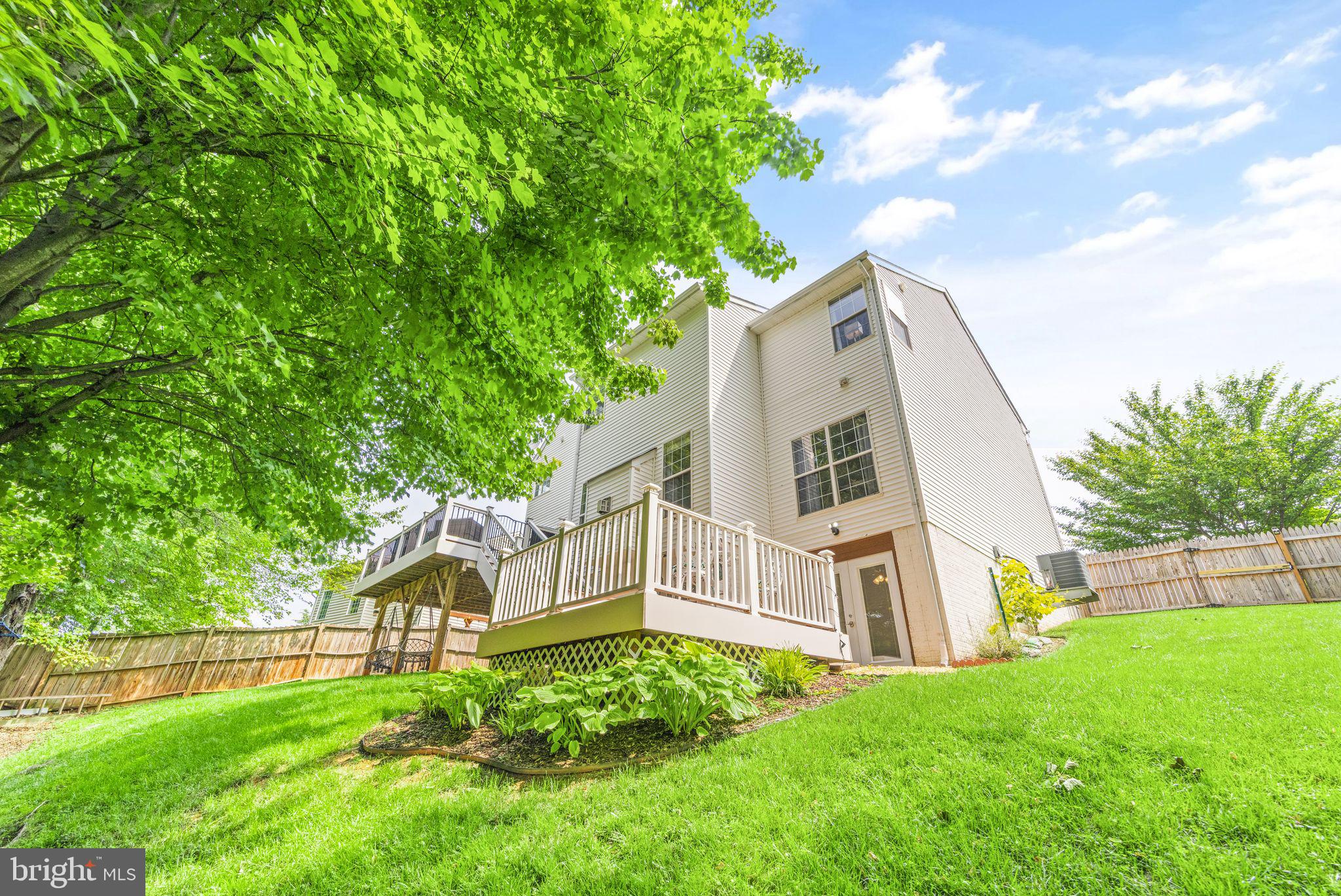 EDGEMONT - Residential