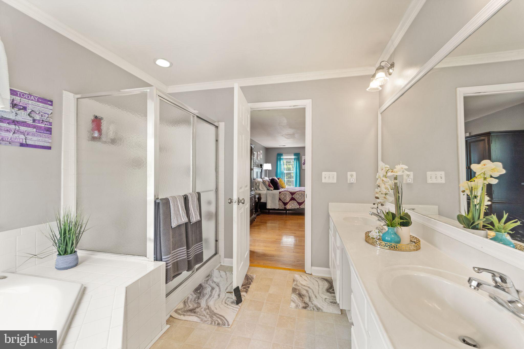 EDGEMONT - Residential