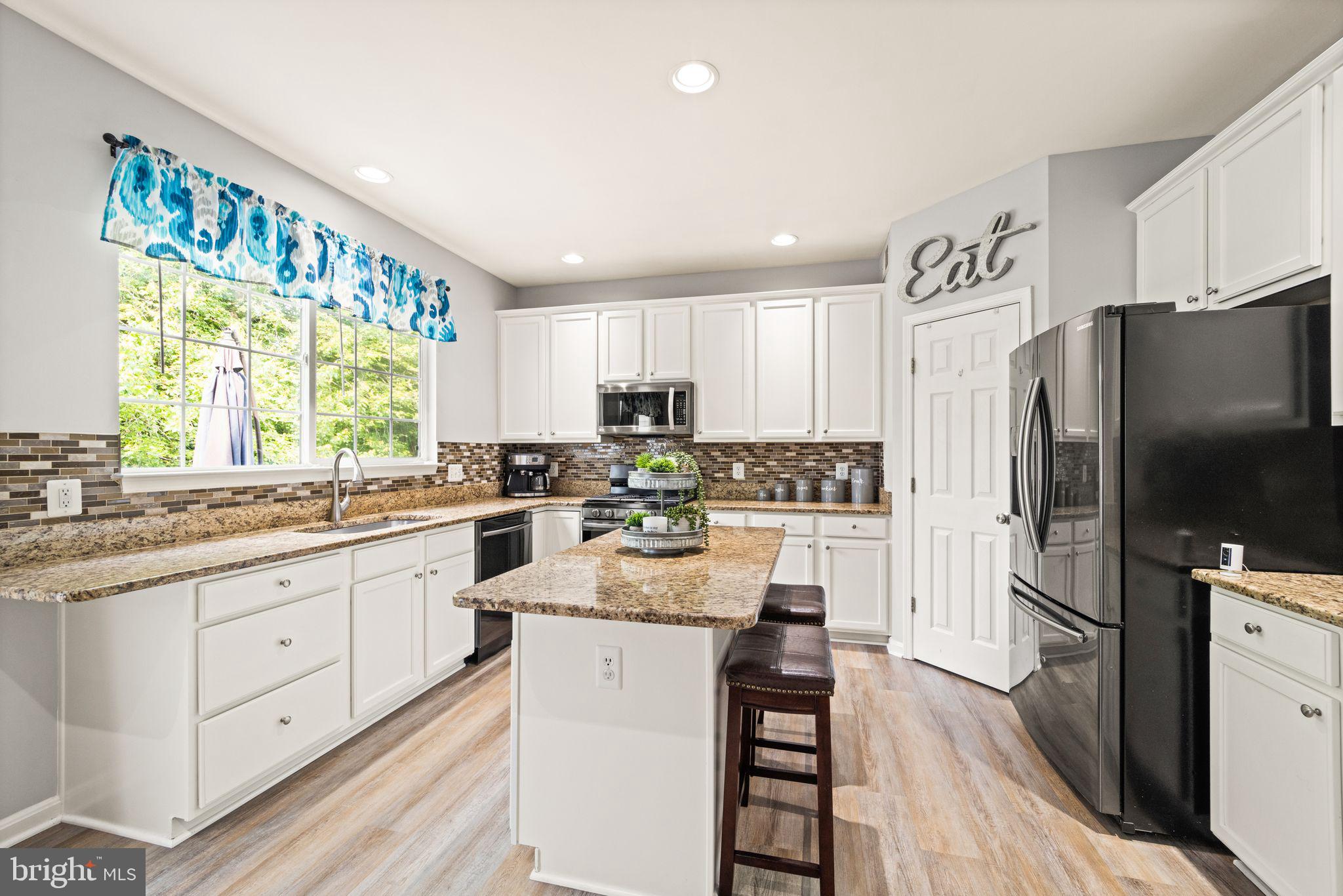 EDGEMONT - Residential