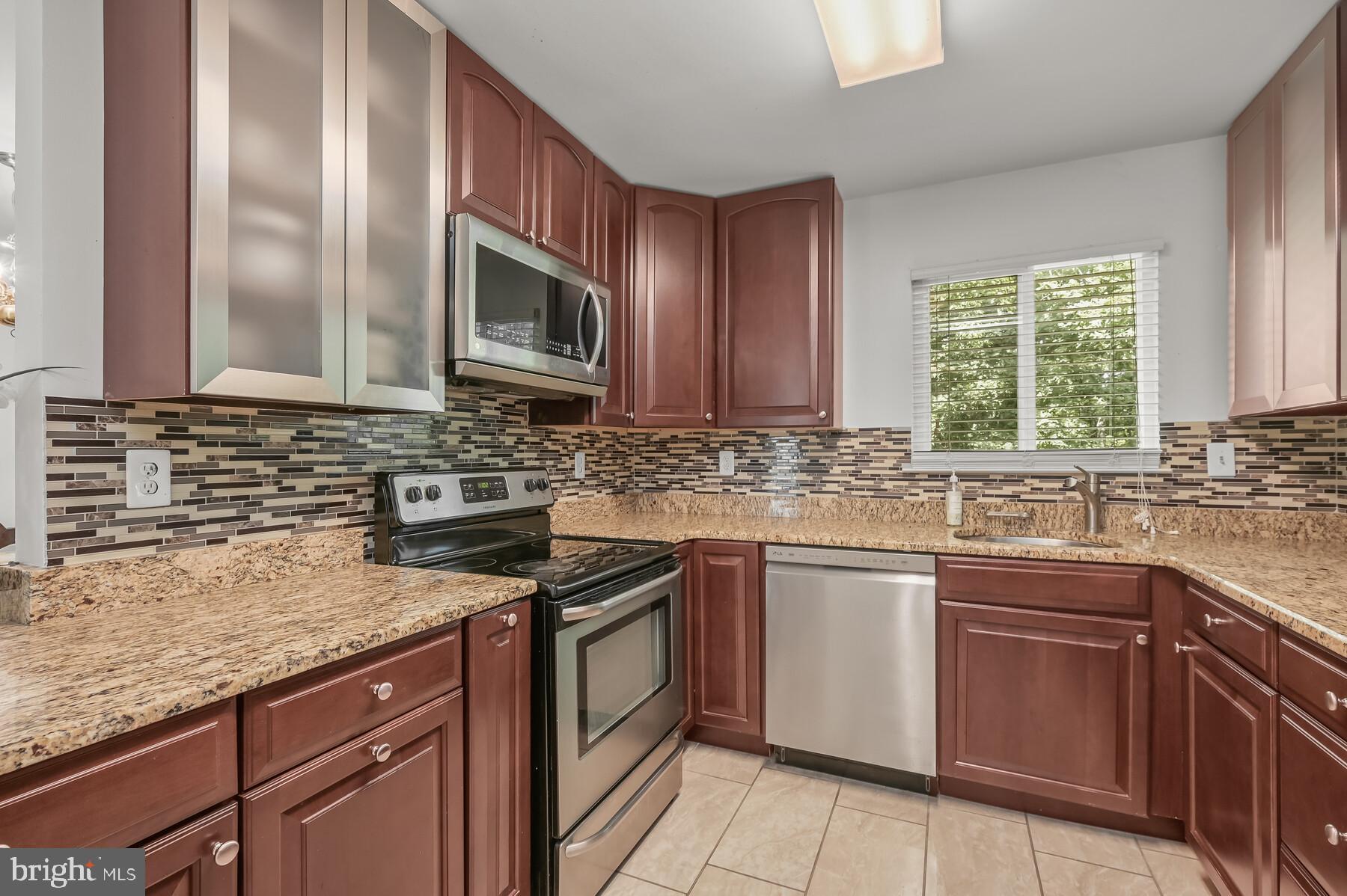 WOODSTREAM VILLAGE - Residential