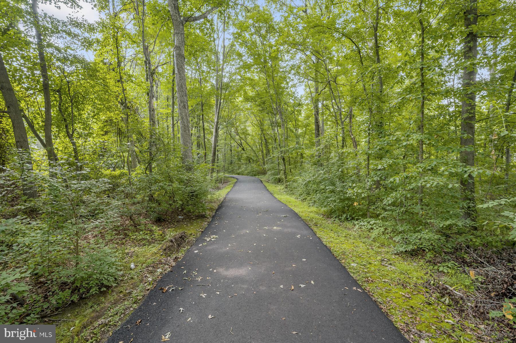 WOODSTREAM VILLAGE - Residential