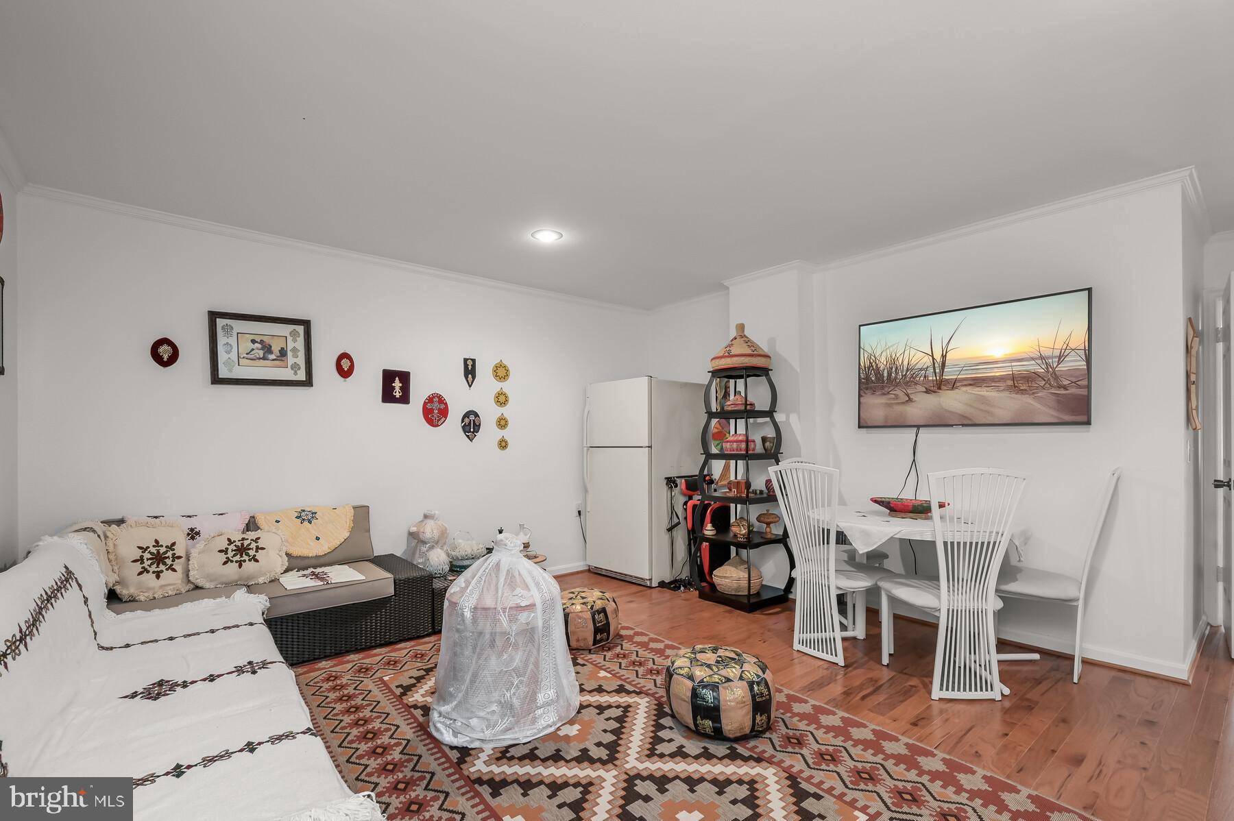 WOODSTREAM VILLAGE - Residential