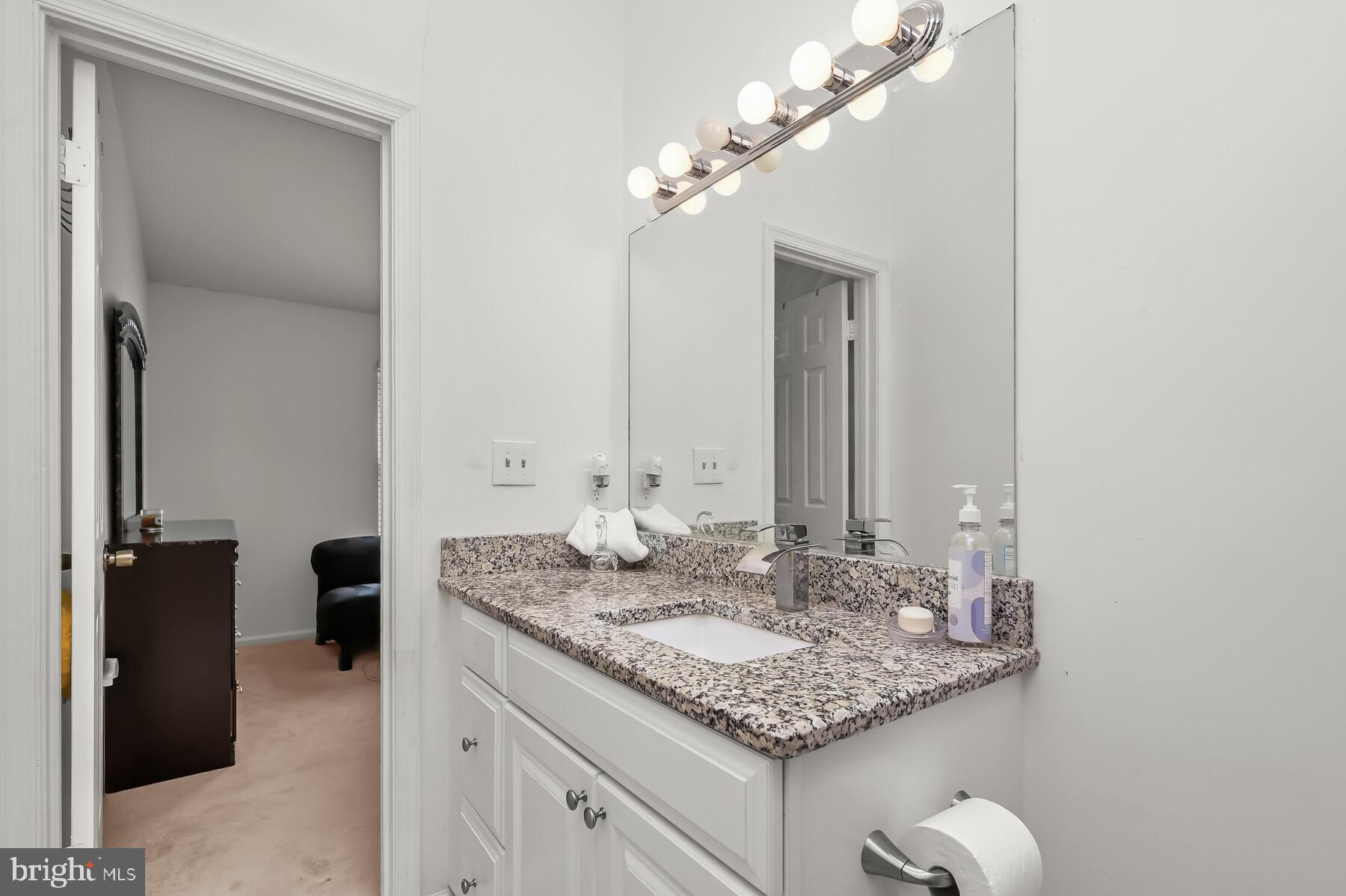 WOODSTREAM VILLAGE - Residential