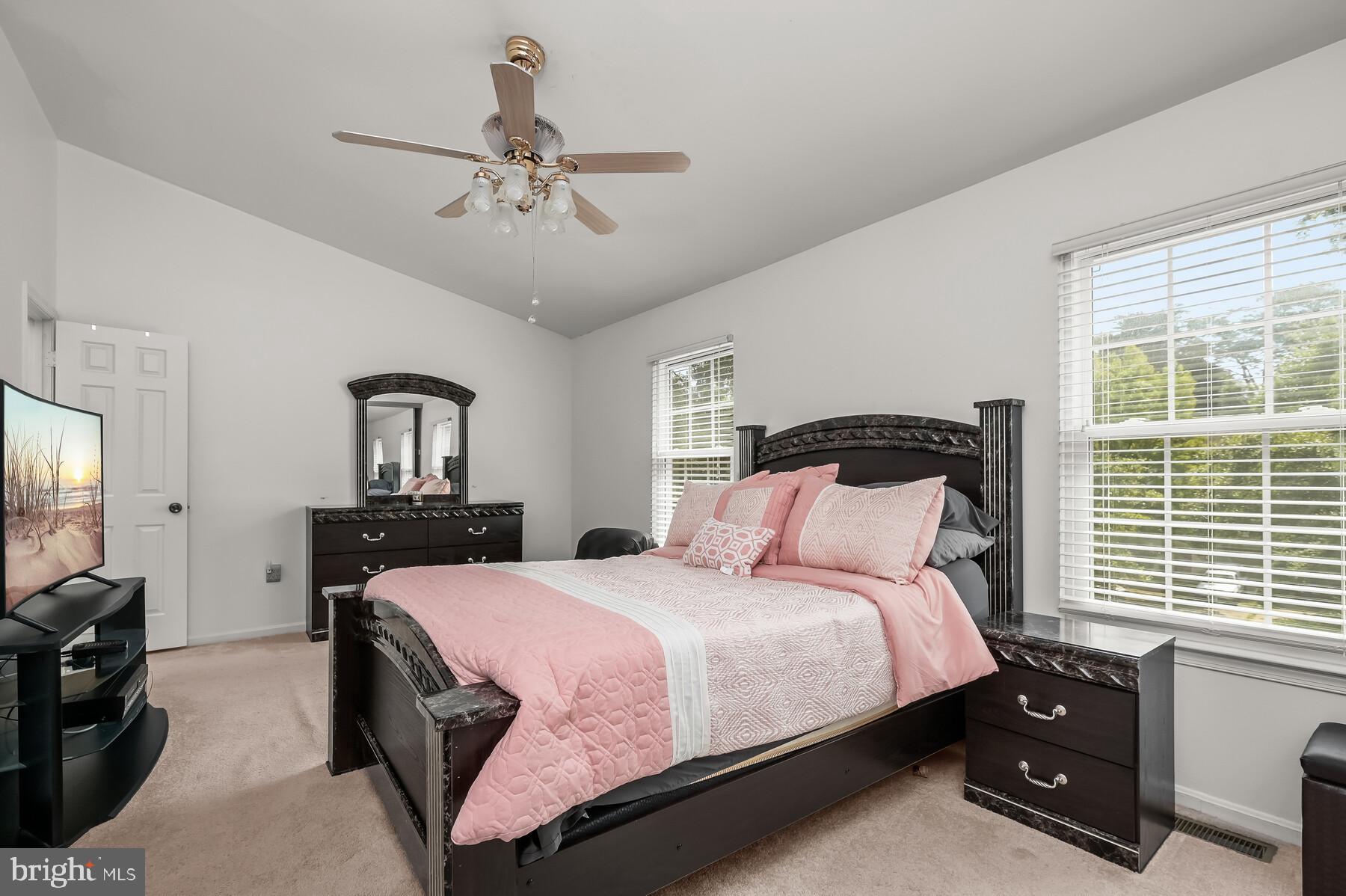 WOODSTREAM VILLAGE - Residential