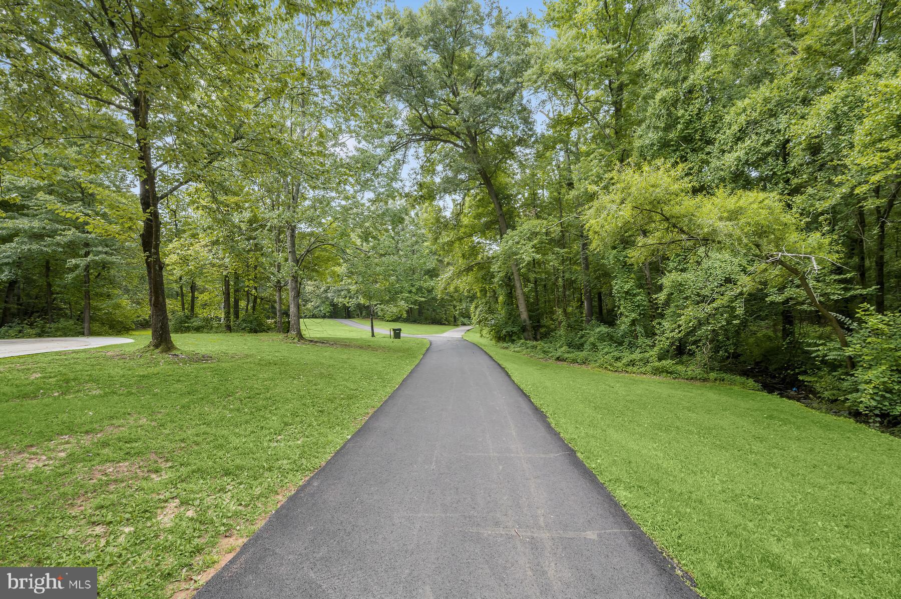 WOODSTREAM VILLAGE - Residential