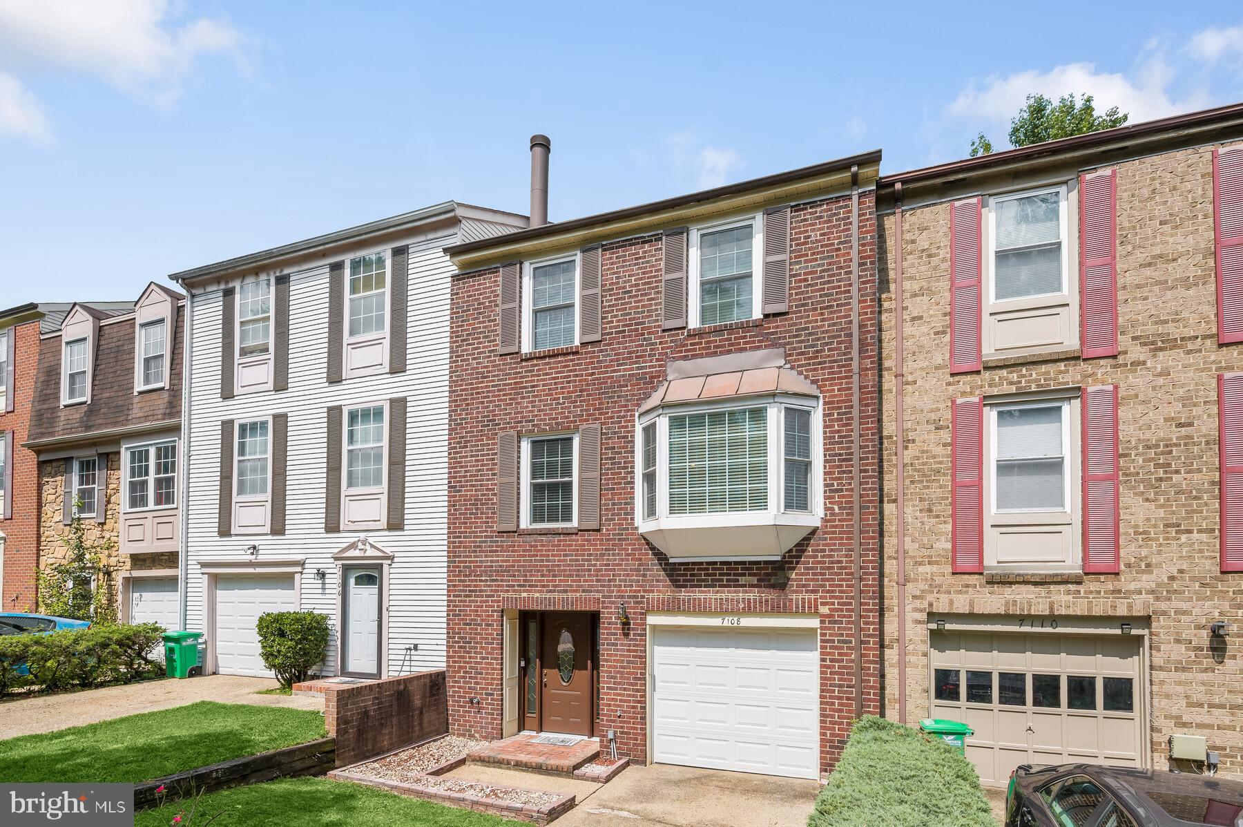 WOODSTREAM VILLAGE - Residential