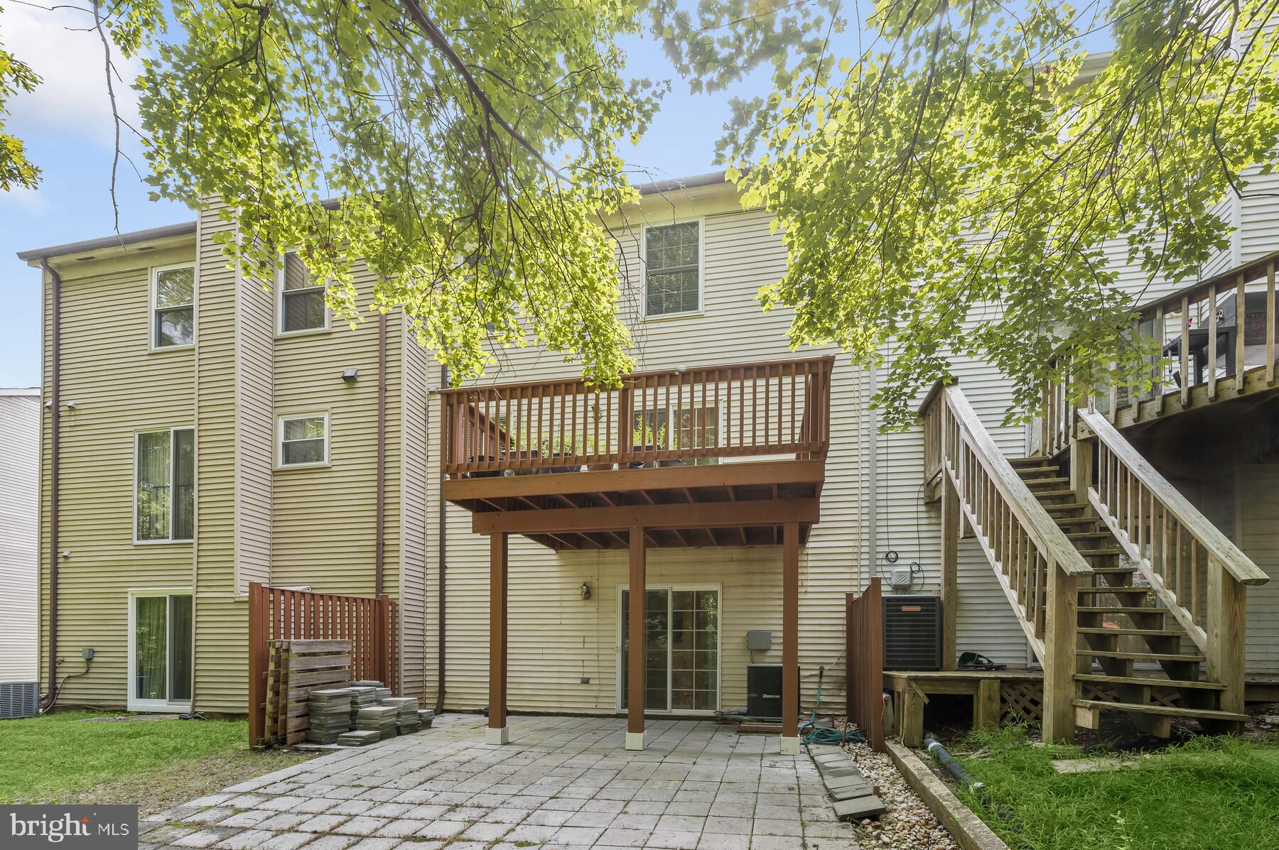 WOODSTREAM VILLAGE - Residential