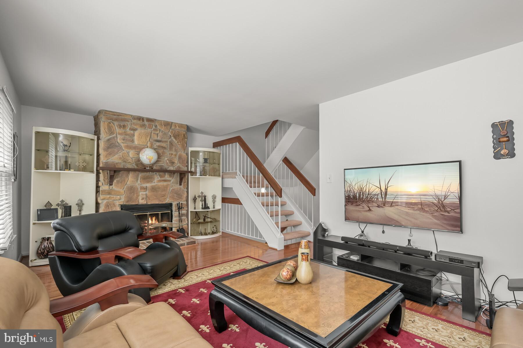 WOODSTREAM VILLAGE - Residential