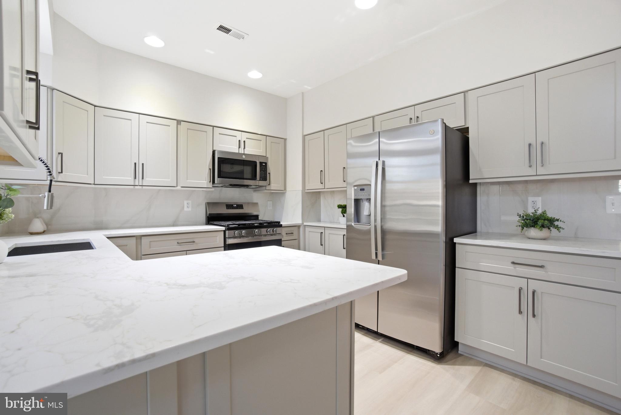 MAYS CHAPEL NORTH - Residential