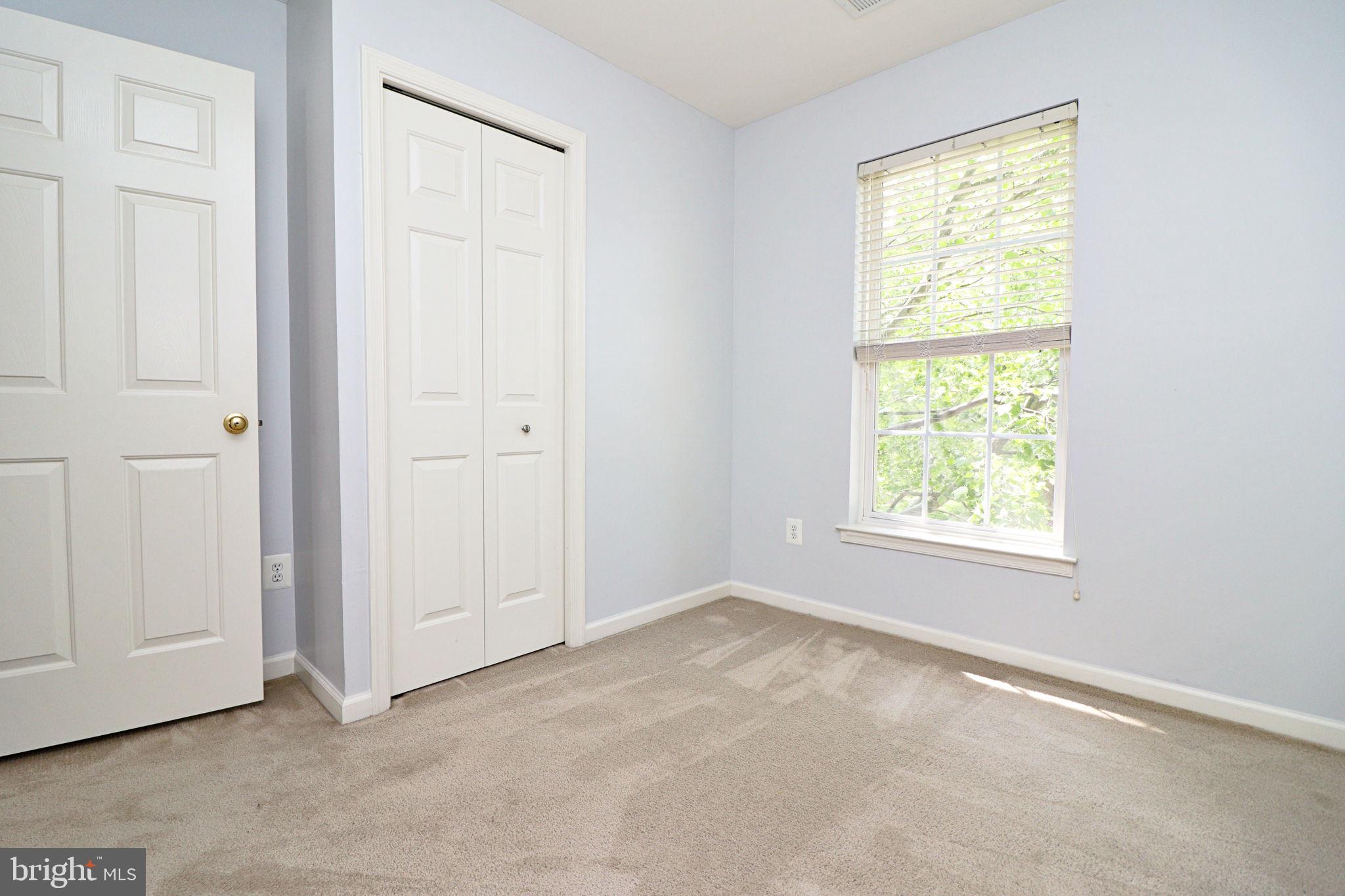 LAKELAND PLACE - Residential