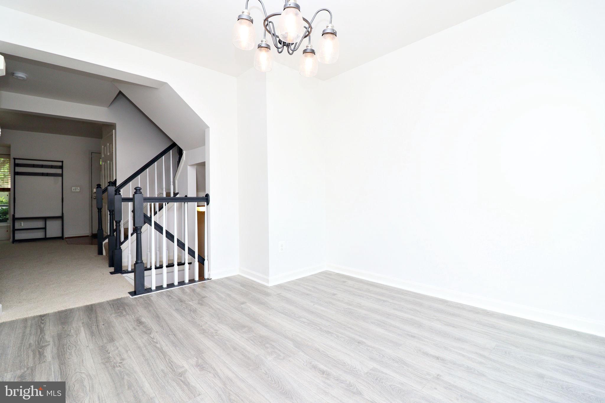 LAKELAND PLACE - Residential