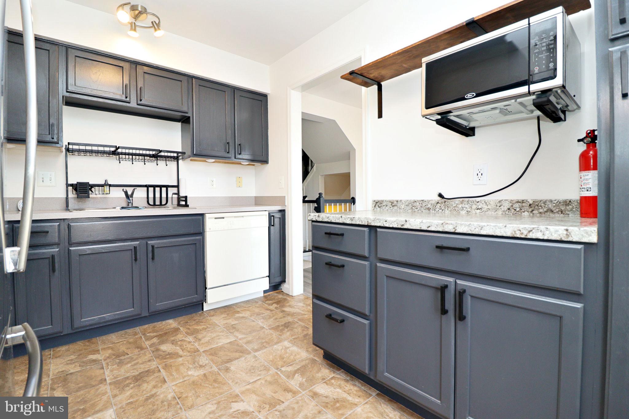 LAKELAND PLACE - Residential