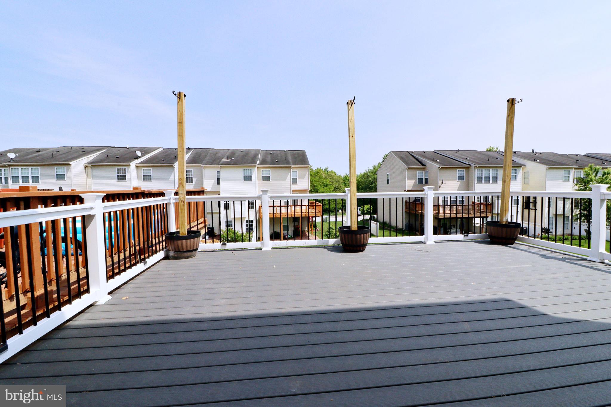 LAKELAND PLACE - Residential