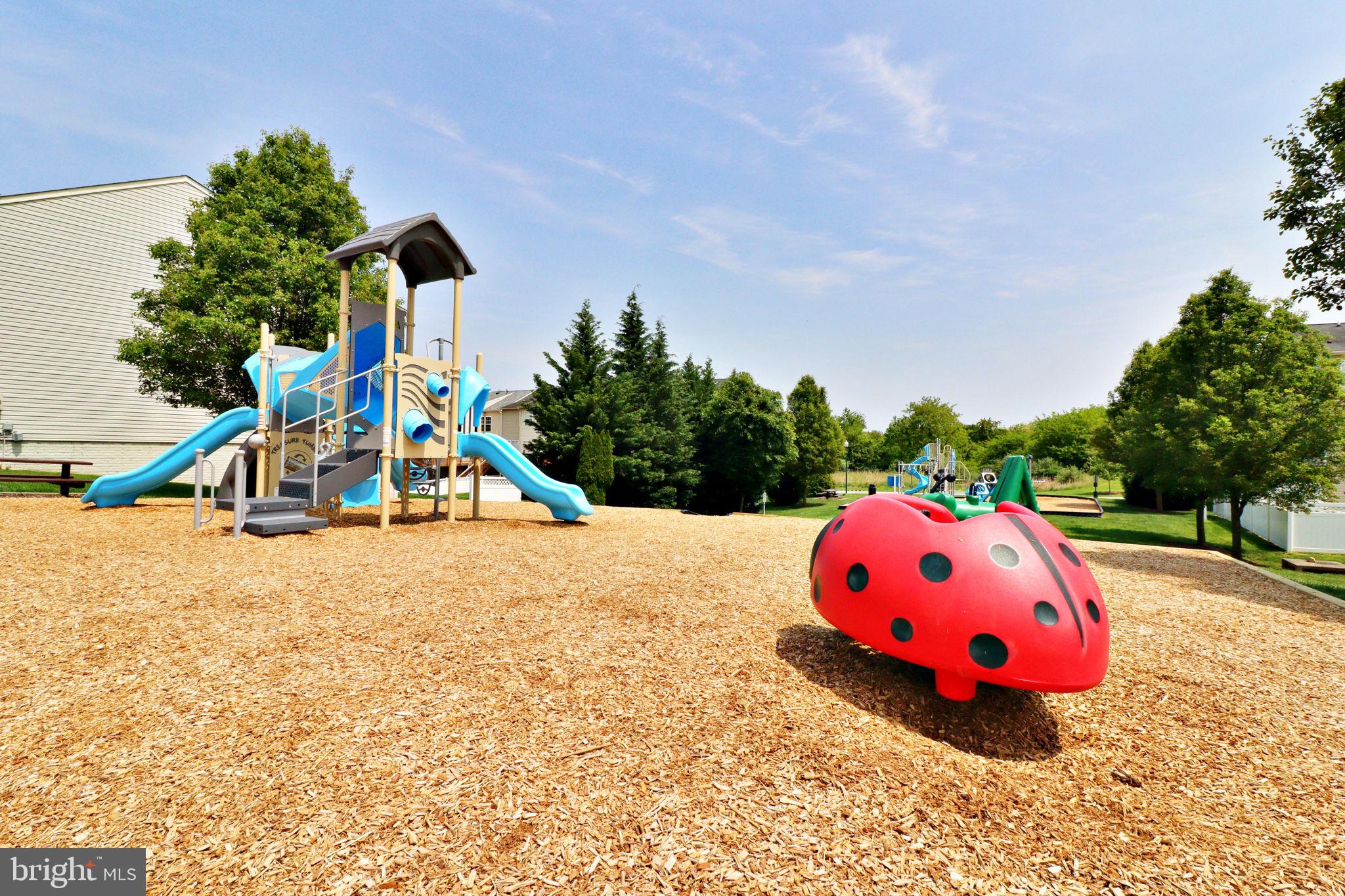 LAKELAND PLACE - Residential