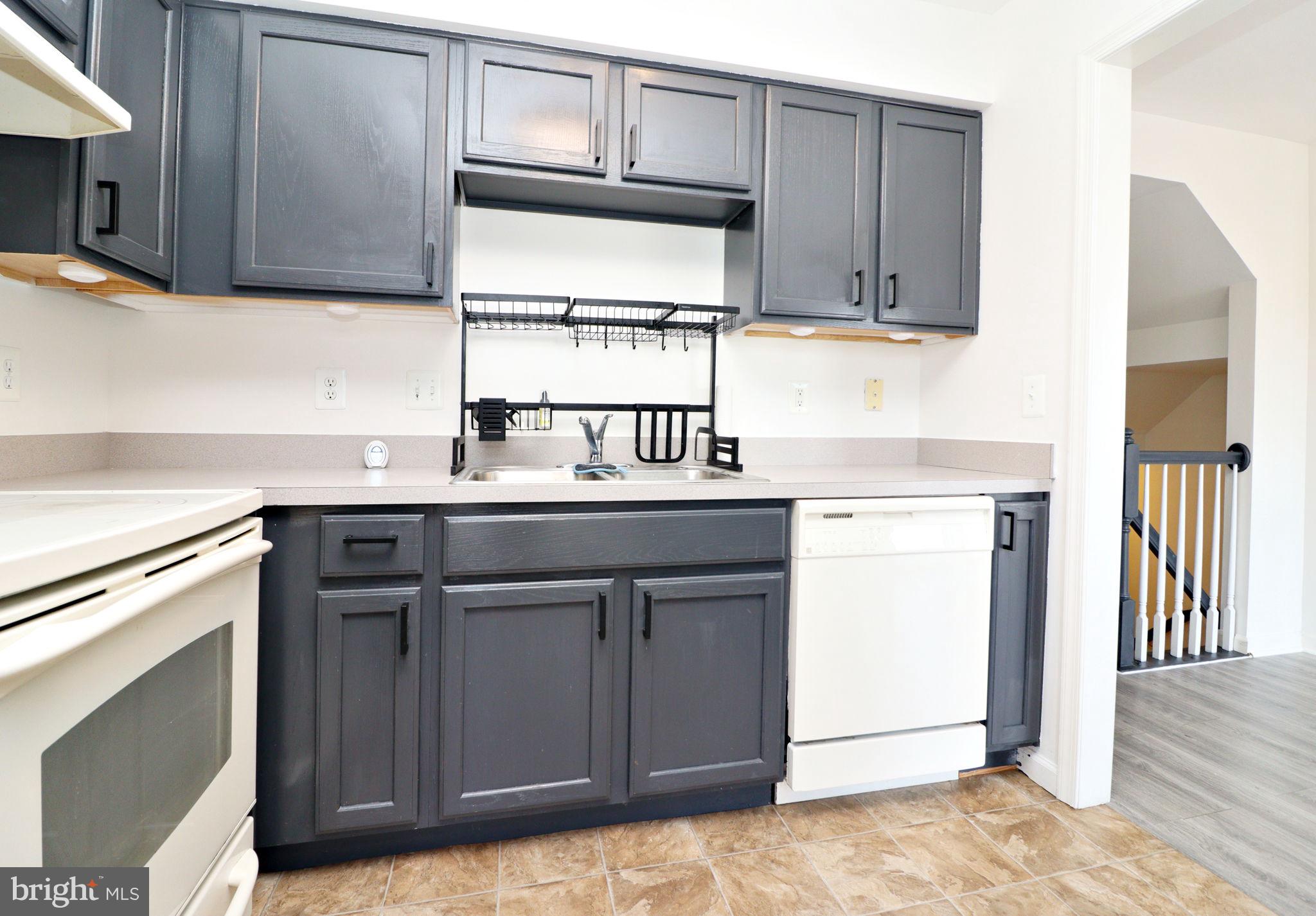 LAKELAND PLACE - Residential