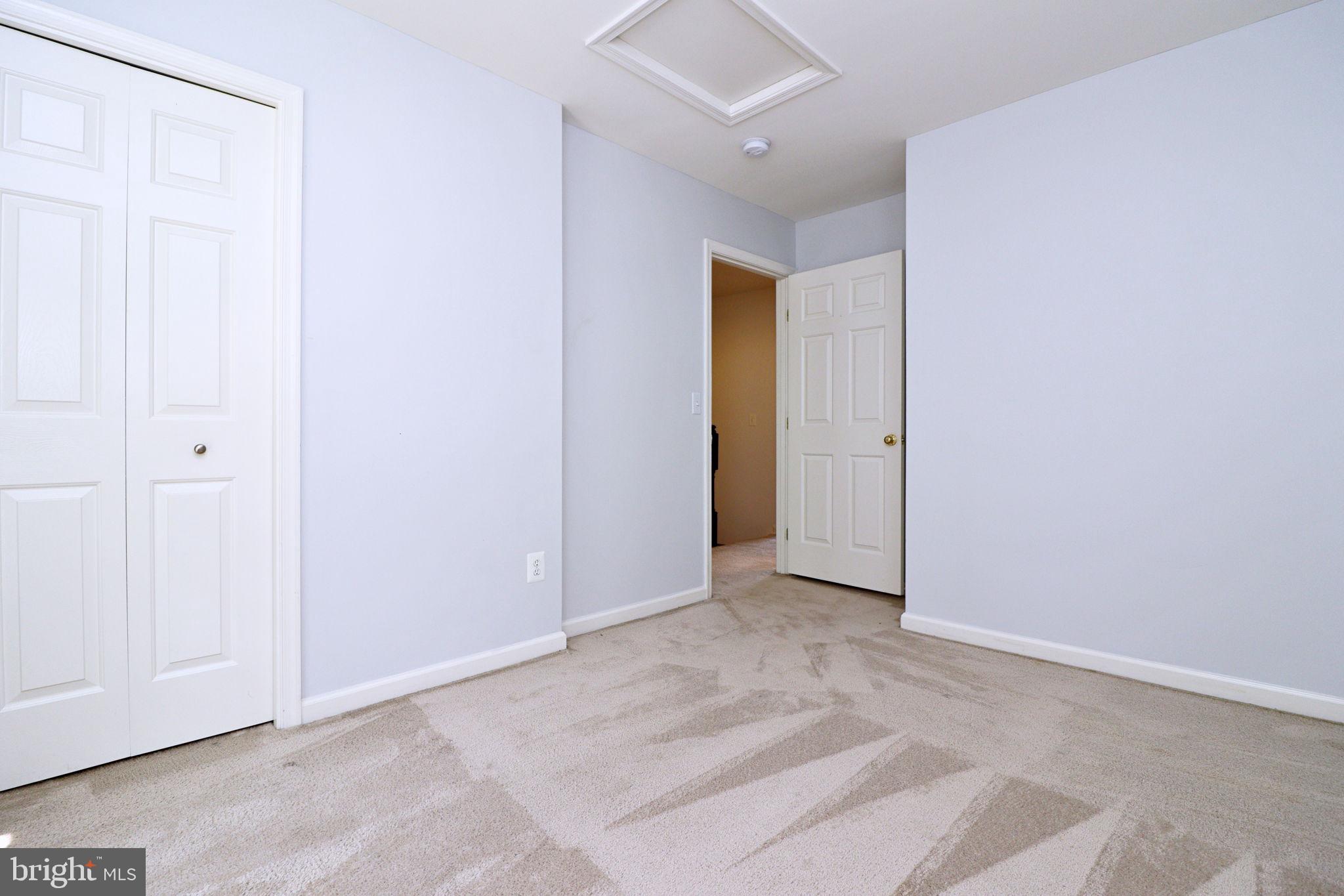 LAKELAND PLACE - Residential