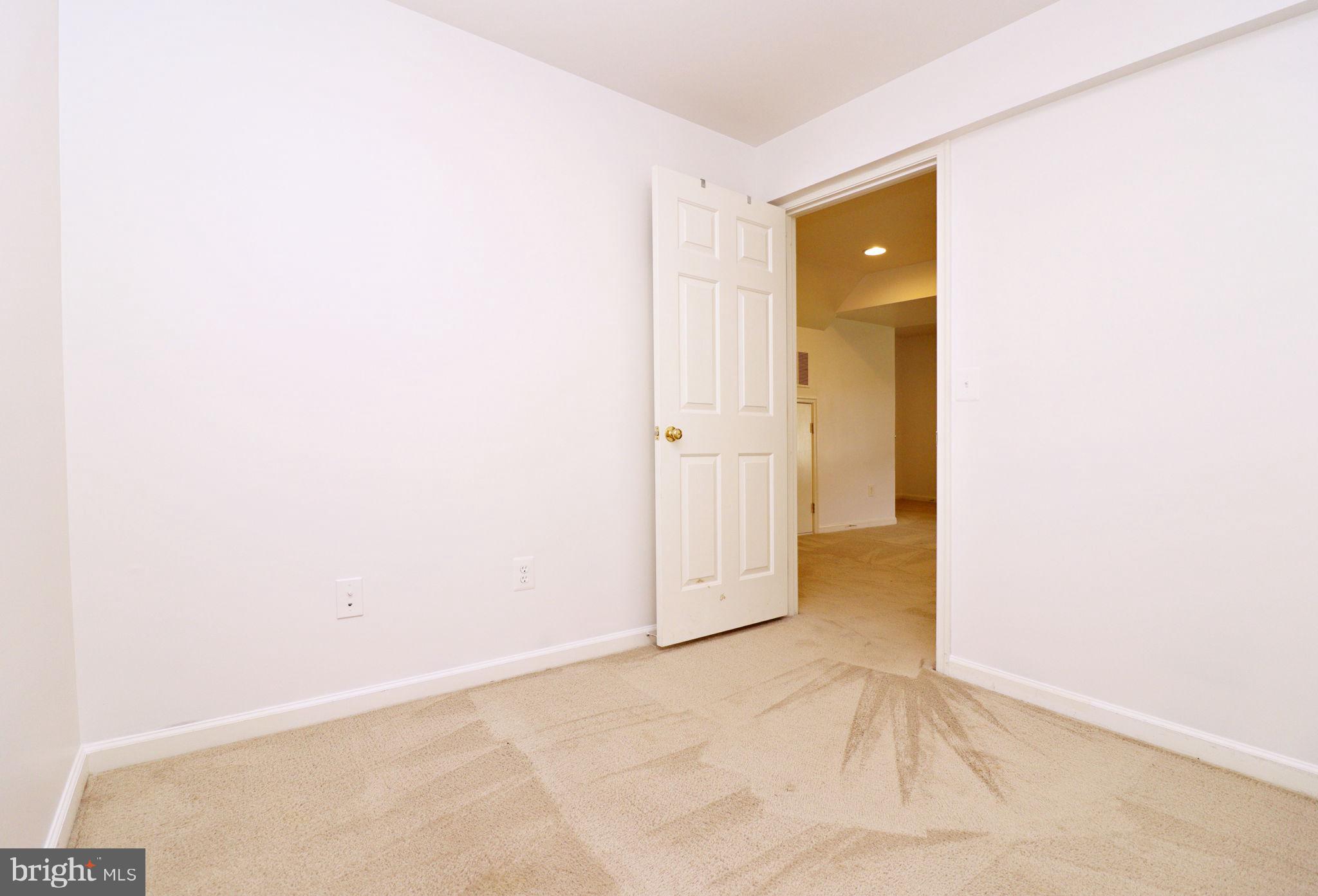 LAKELAND PLACE - Residential