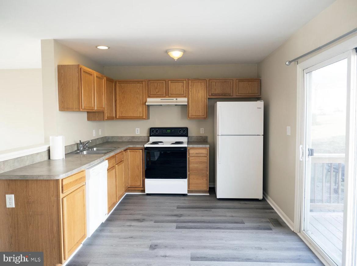 MILLS FARM - Residential Lease