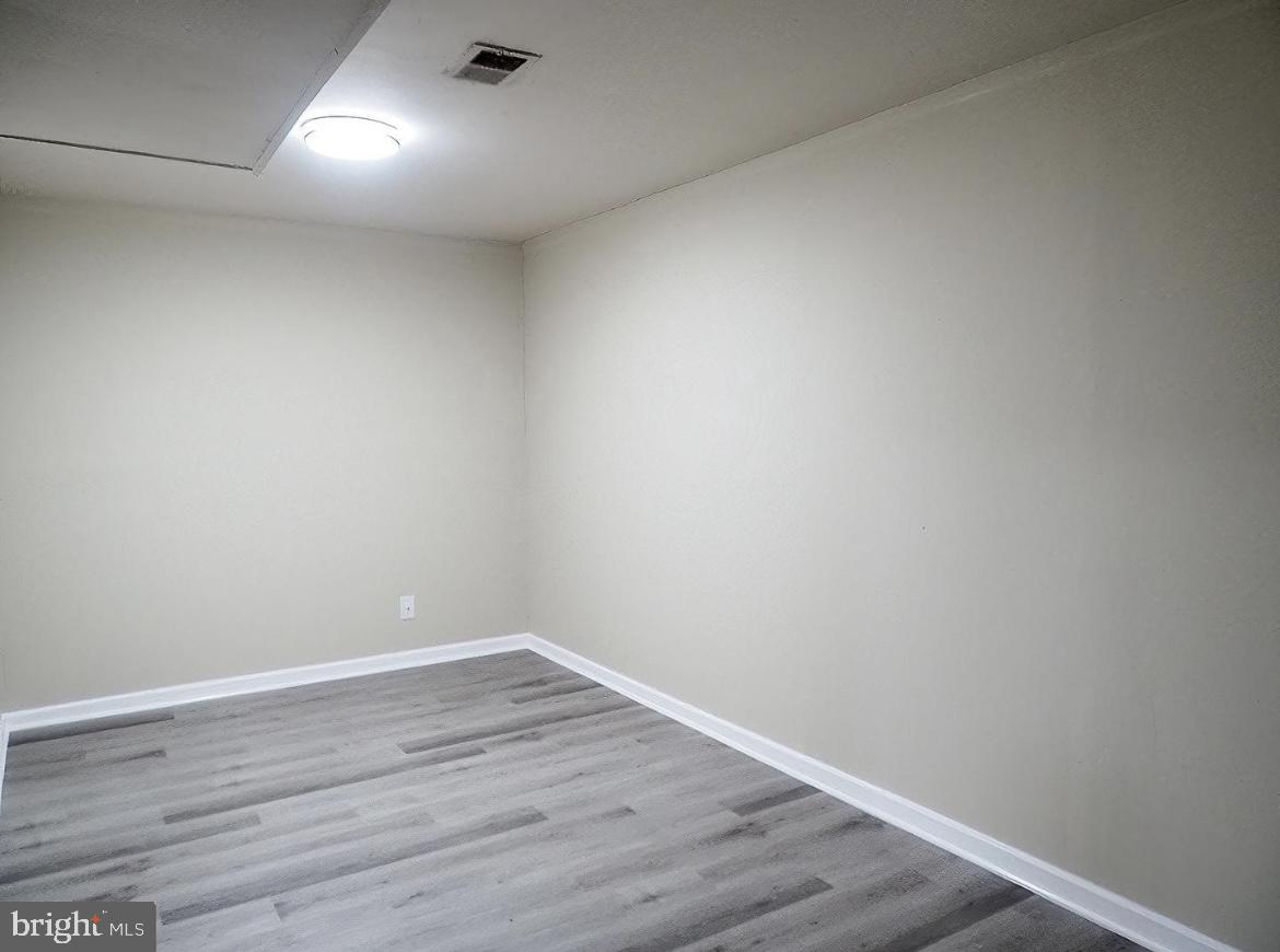 MILLS FARM - Residential Lease