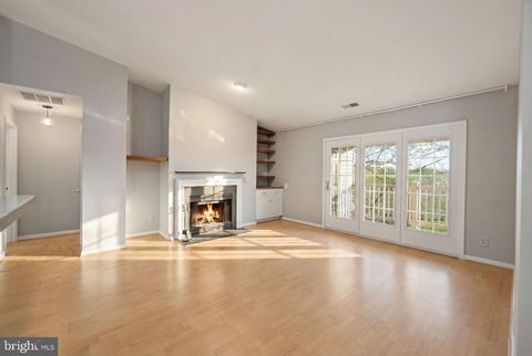 7513 ASHBY LANE L ALEXANDRIA VA 22315