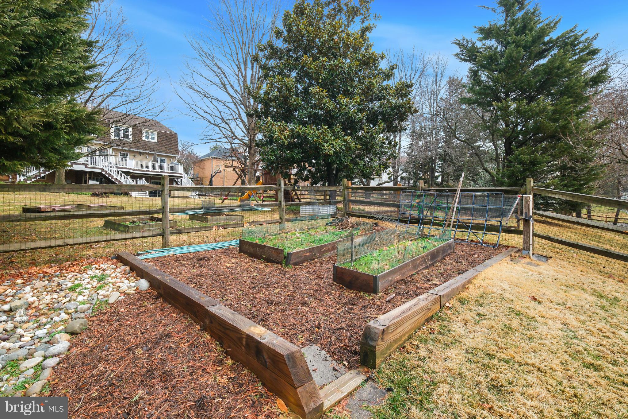 TIMBERLAWN - Residential