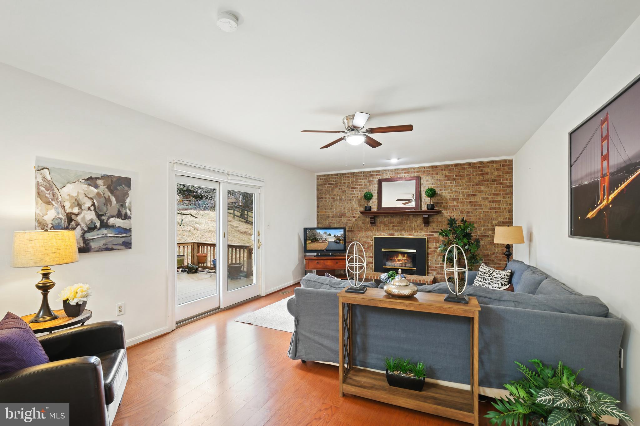 TIMBERLAWN - Residential