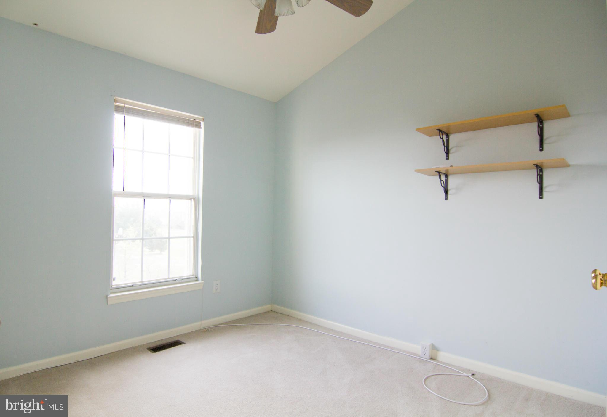 ASHBURN VILLAGE - Residential