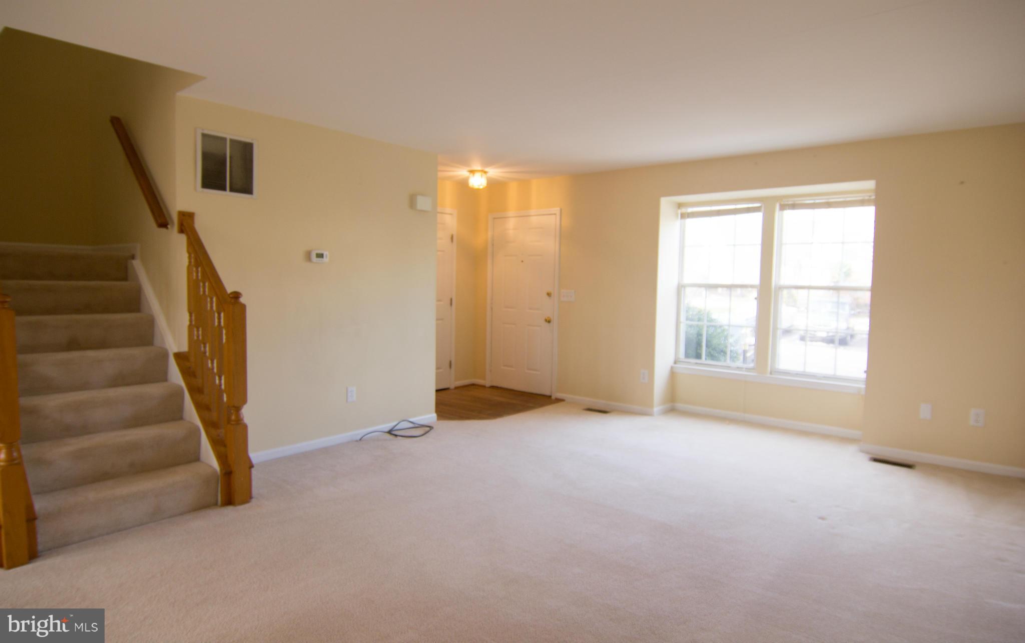 ASHBURN VILLAGE - Residential