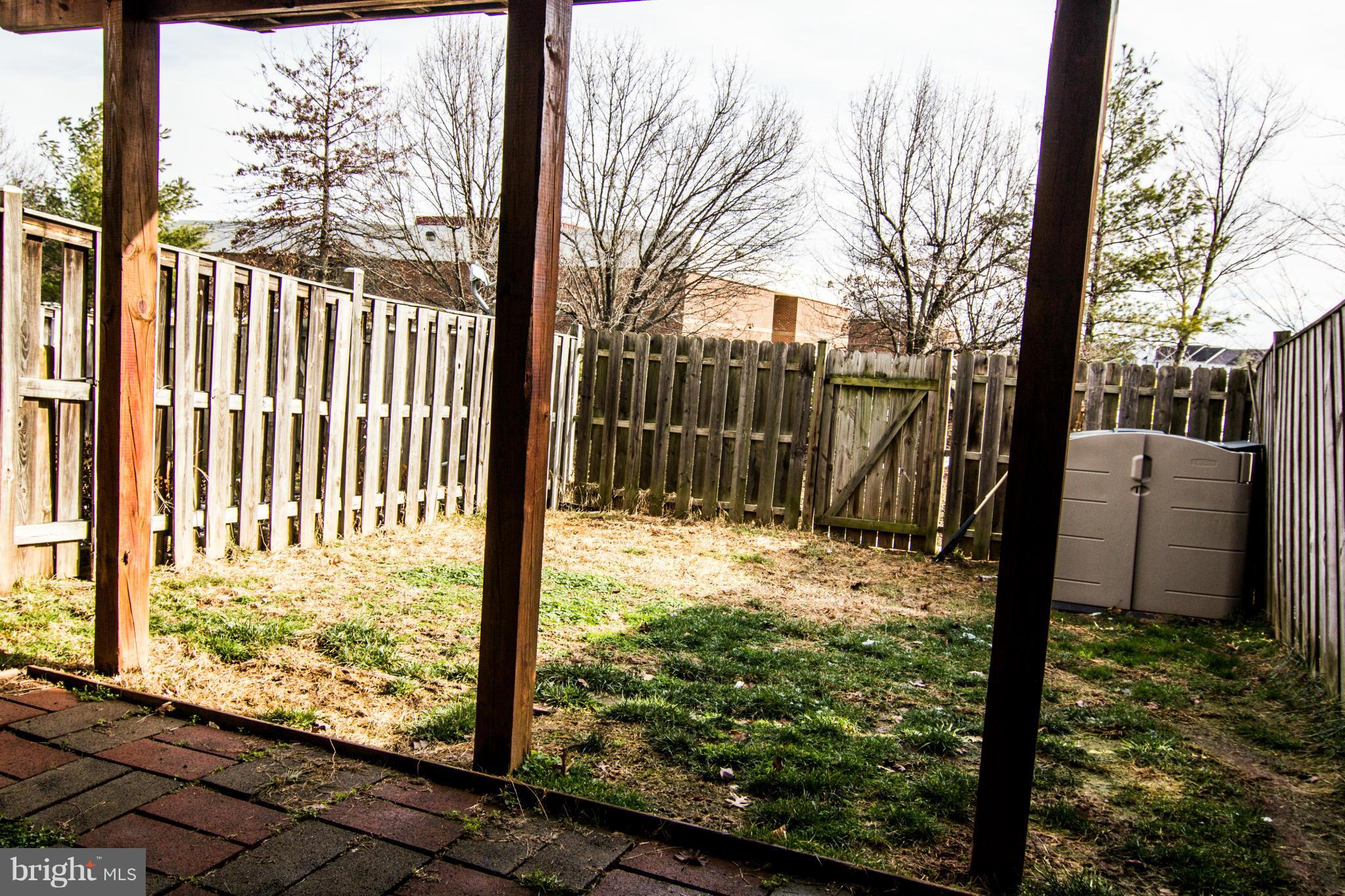 ASHBURN VILLAGE - Residential