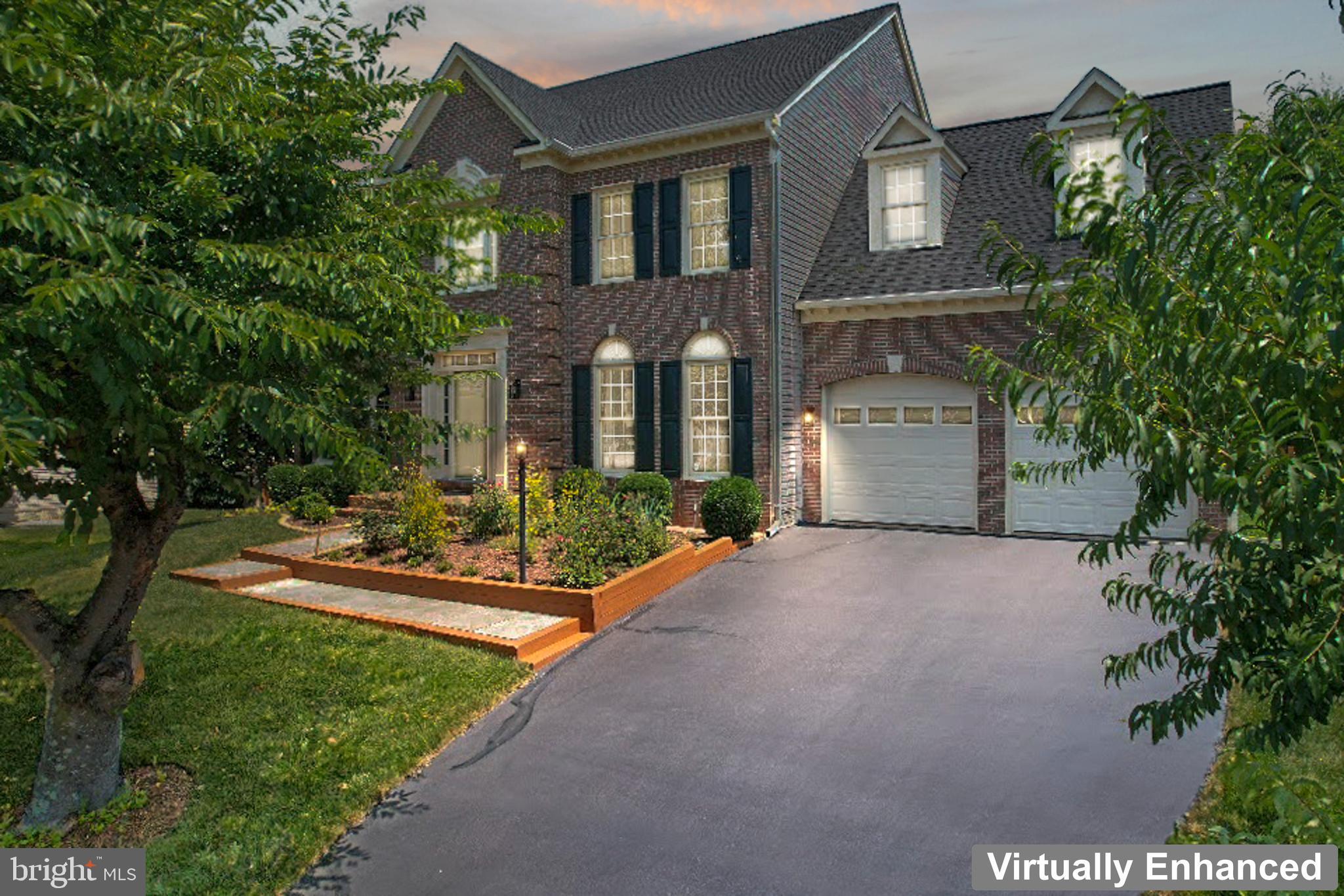 FRANKLIN CORNER - Residential