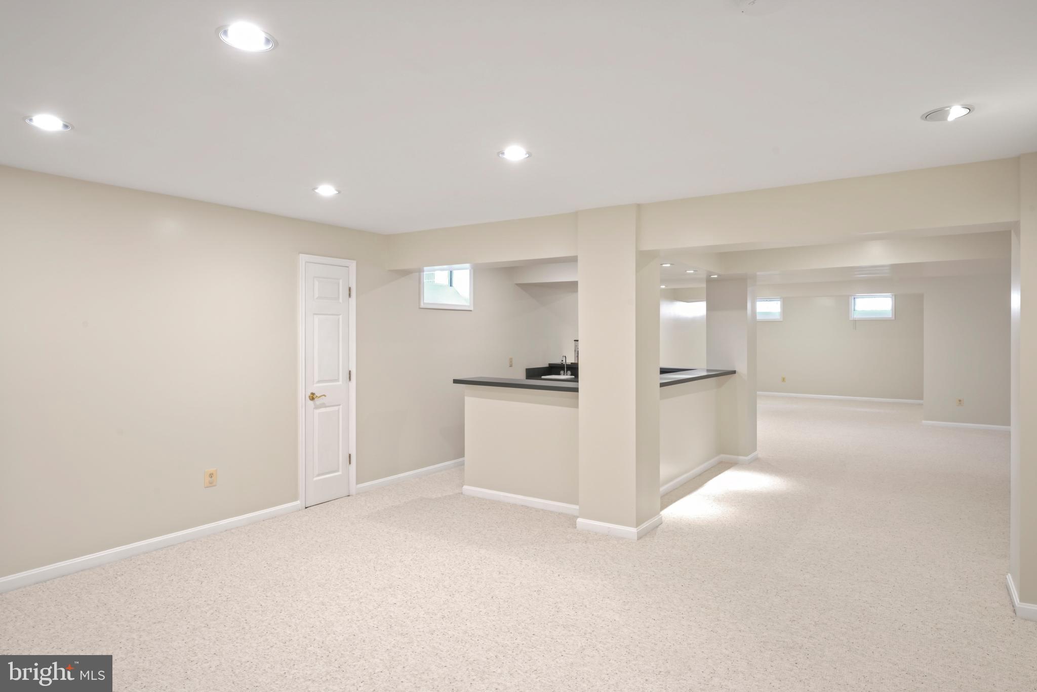 FRANKLIN CORNER - Residential