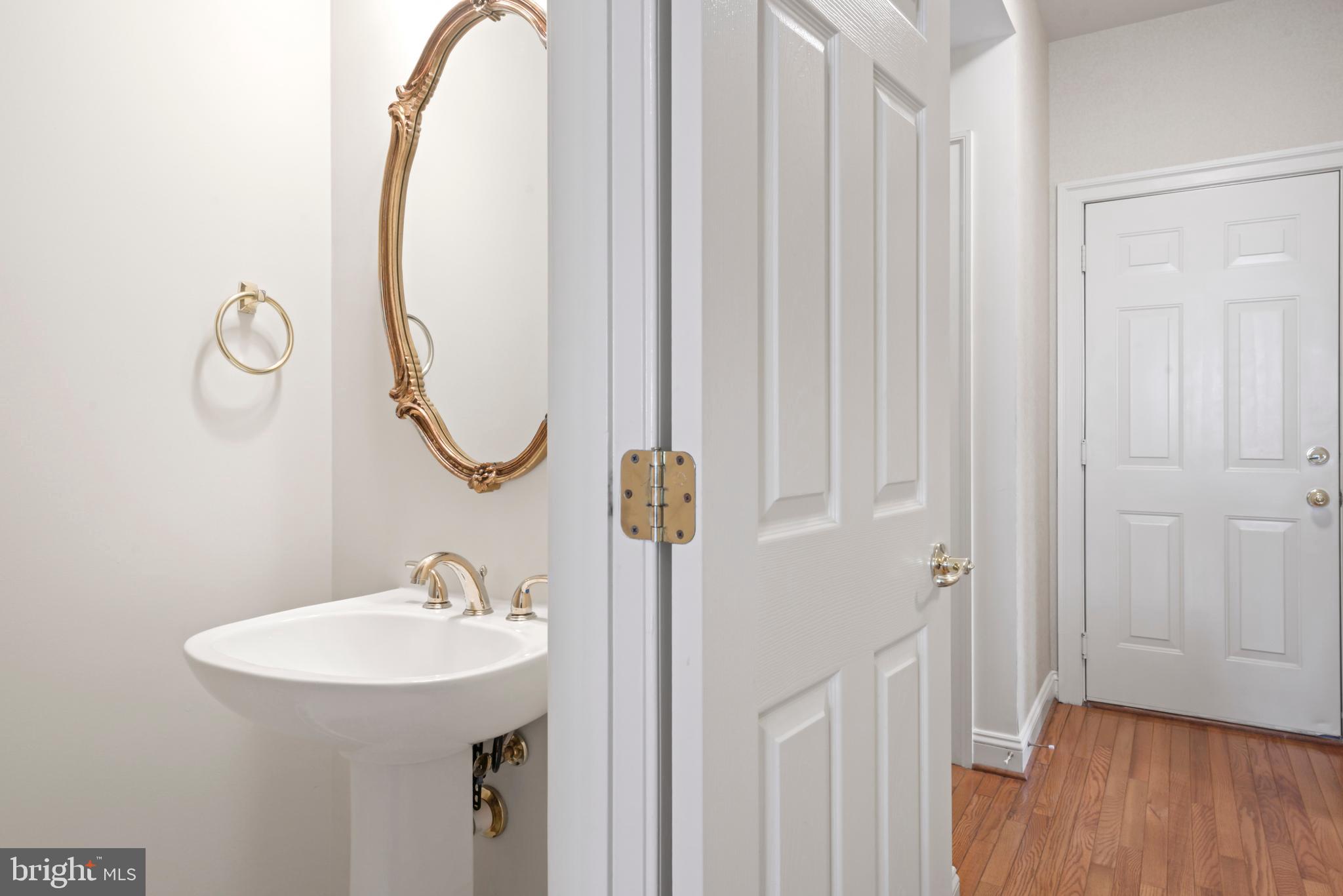 FRANKLIN CORNER - Residential