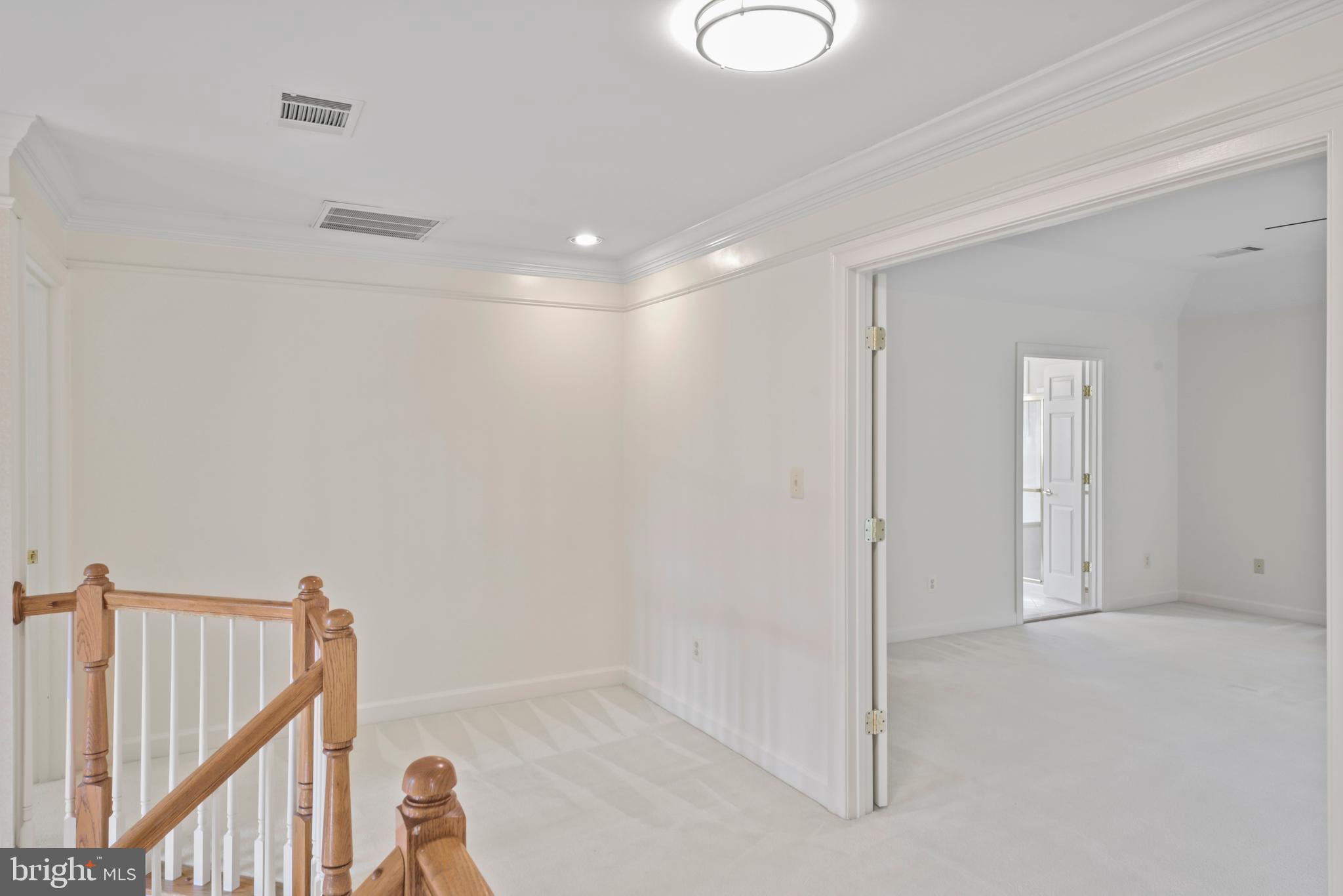 FRANKLIN CORNER - Residential