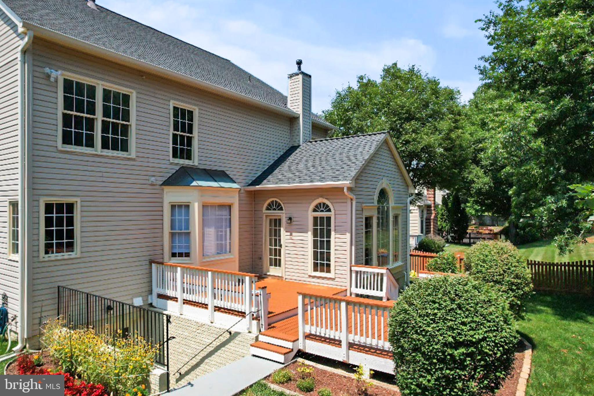 FRANKLIN CORNER - Residential