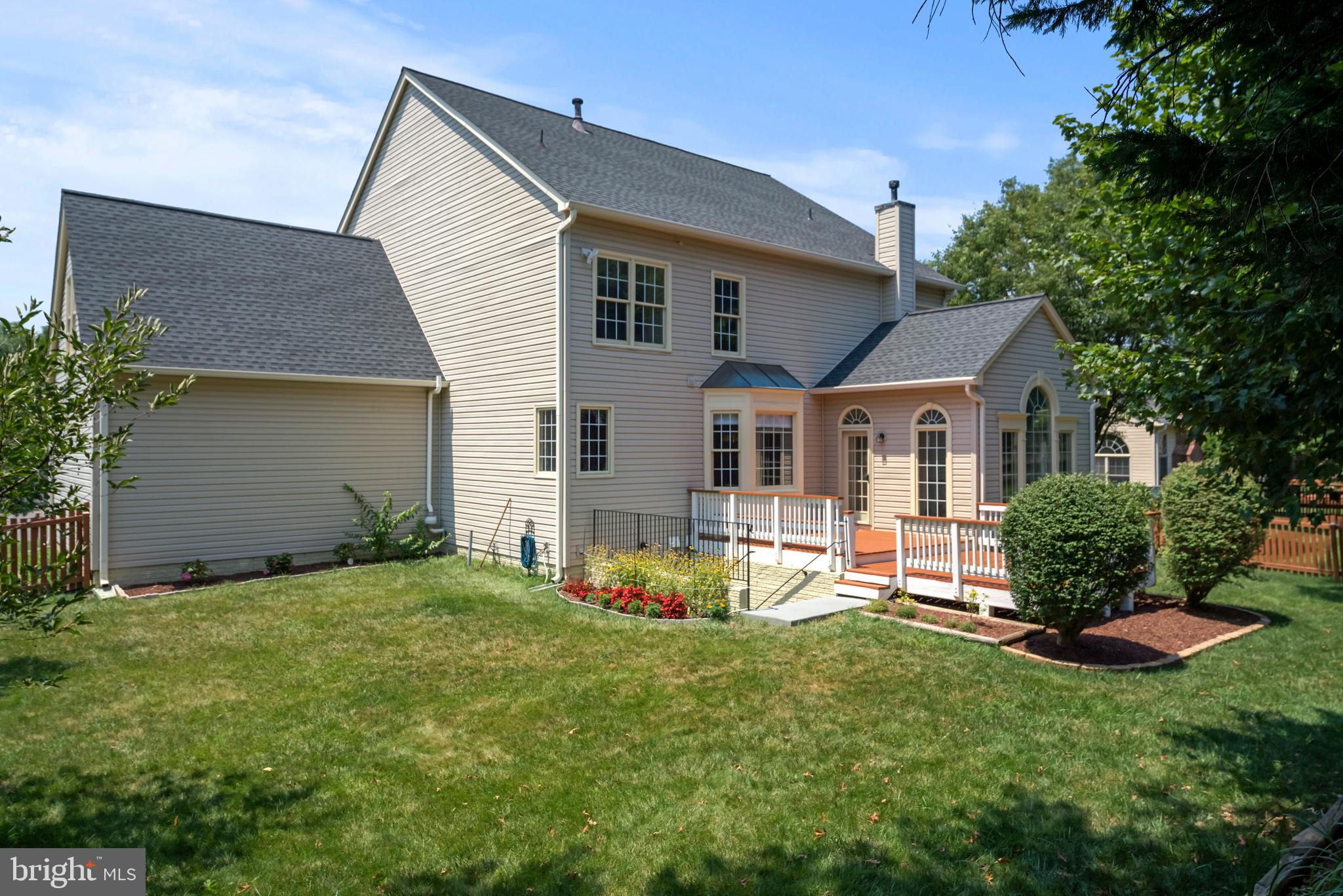 FRANKLIN CORNER - Residential