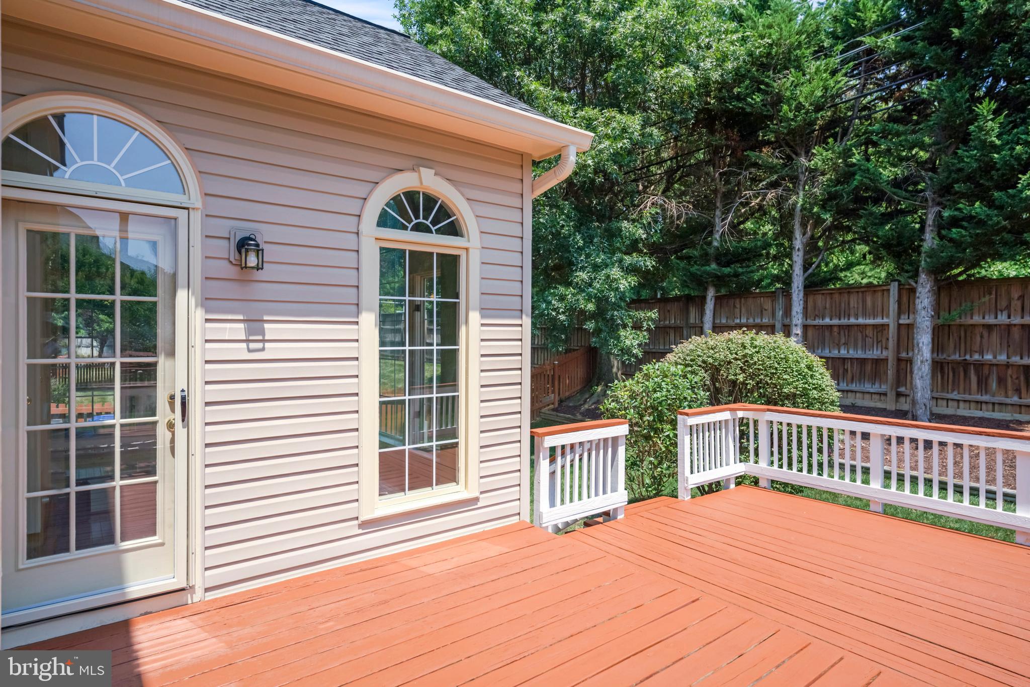 FRANKLIN CORNER - Residential